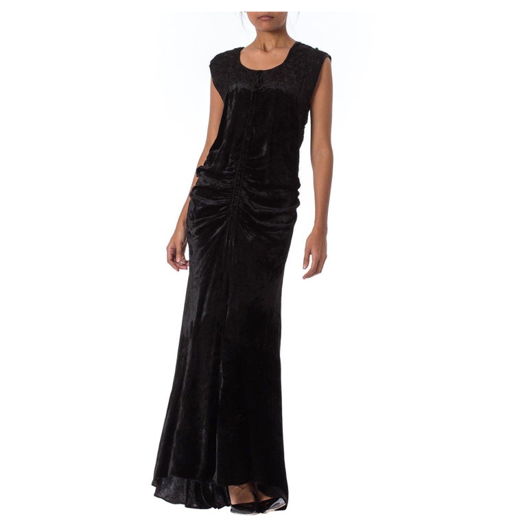 1930s Black Silk Velvet Bias-Cut Gown with Slight Train & Embroidered Lace Bodi 1930s Black Silk Velvet Bias-Cut Gown with Slight Train & Embroidered Lace Bodi