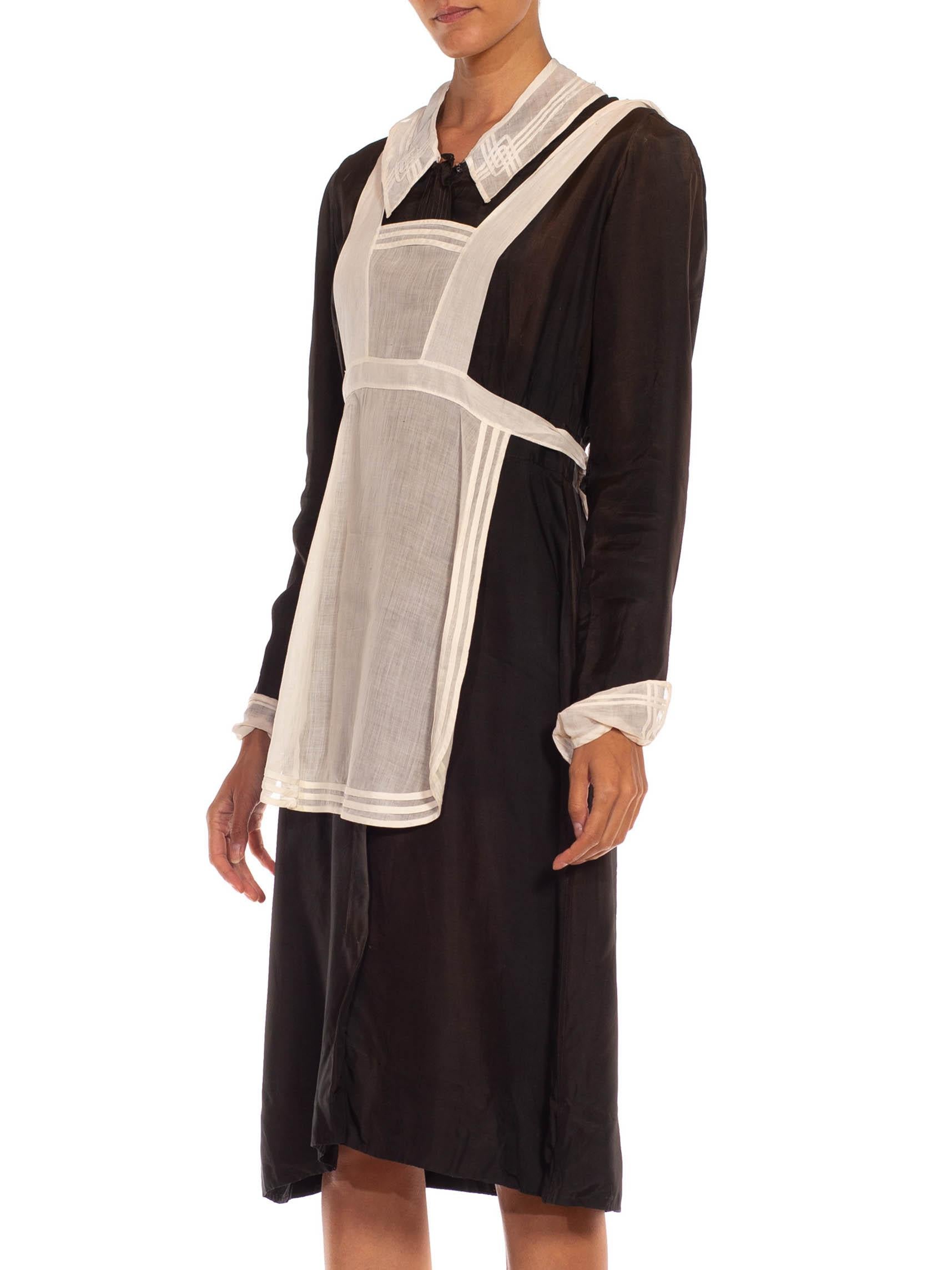 1930S Black & White Acetate French Maid Dress With Art Deco Trim In Excellent Condition In New York, NY