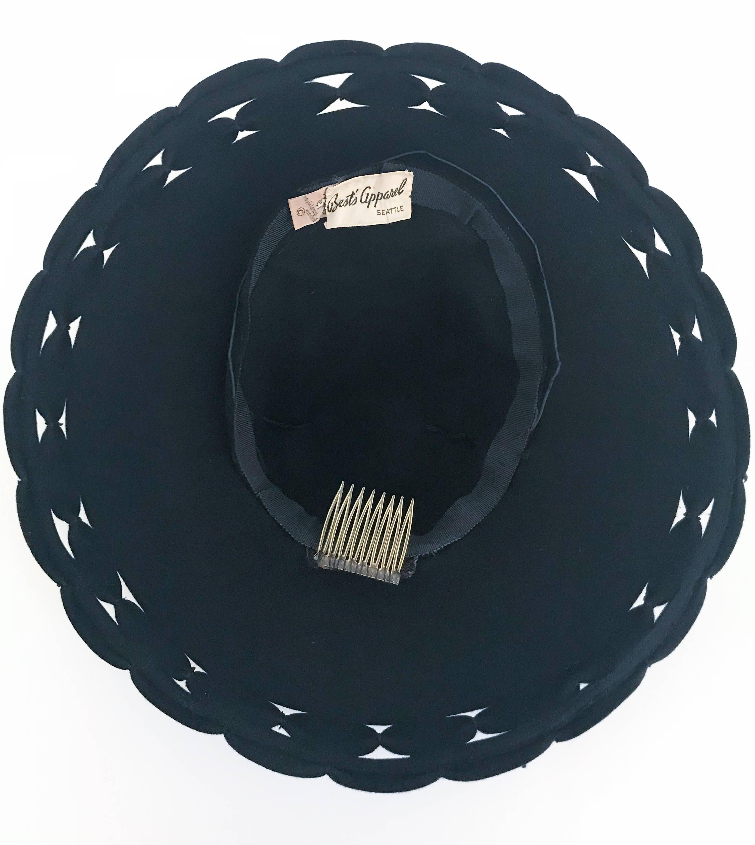 Black Wide Brim Hat with Scalloped Brim and Cutouts, 1930s  In Good Condition For Sale In San Francisco, CA