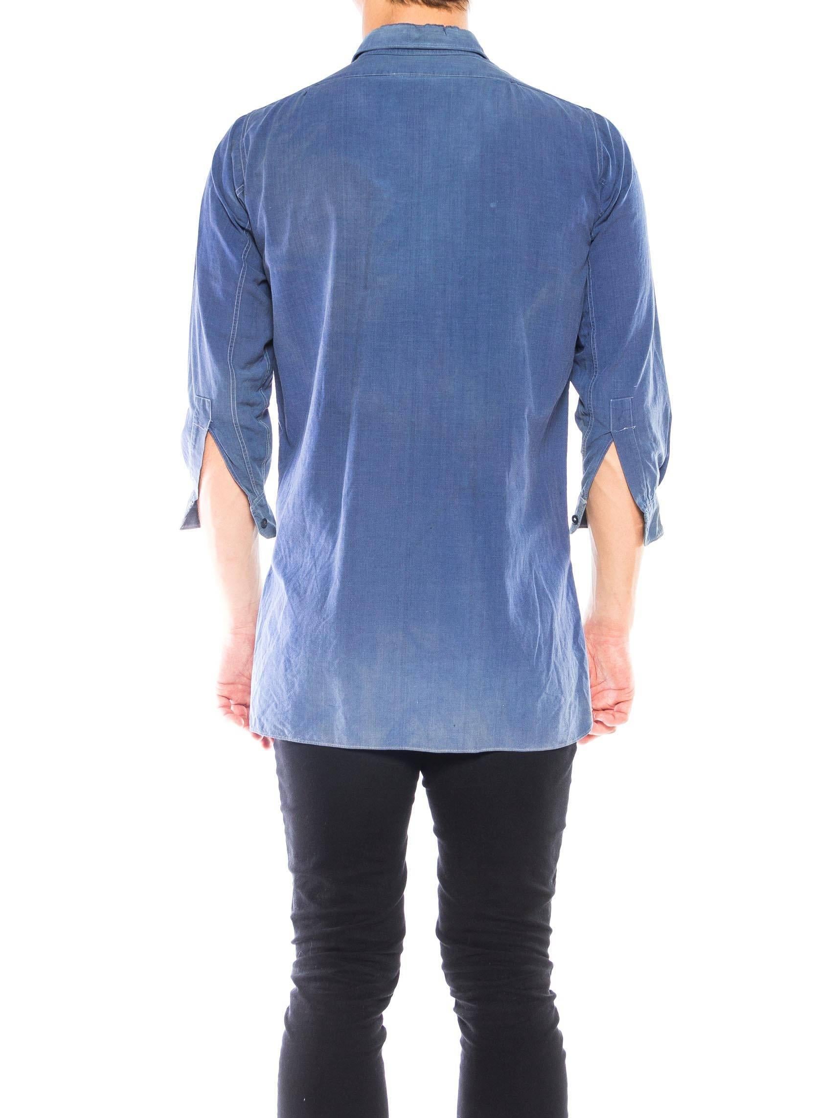Blau, 1950er Jahre  Baumwolle Herren Workwear Pullover Shirt mit Patch-Taschen im Angebot 2
