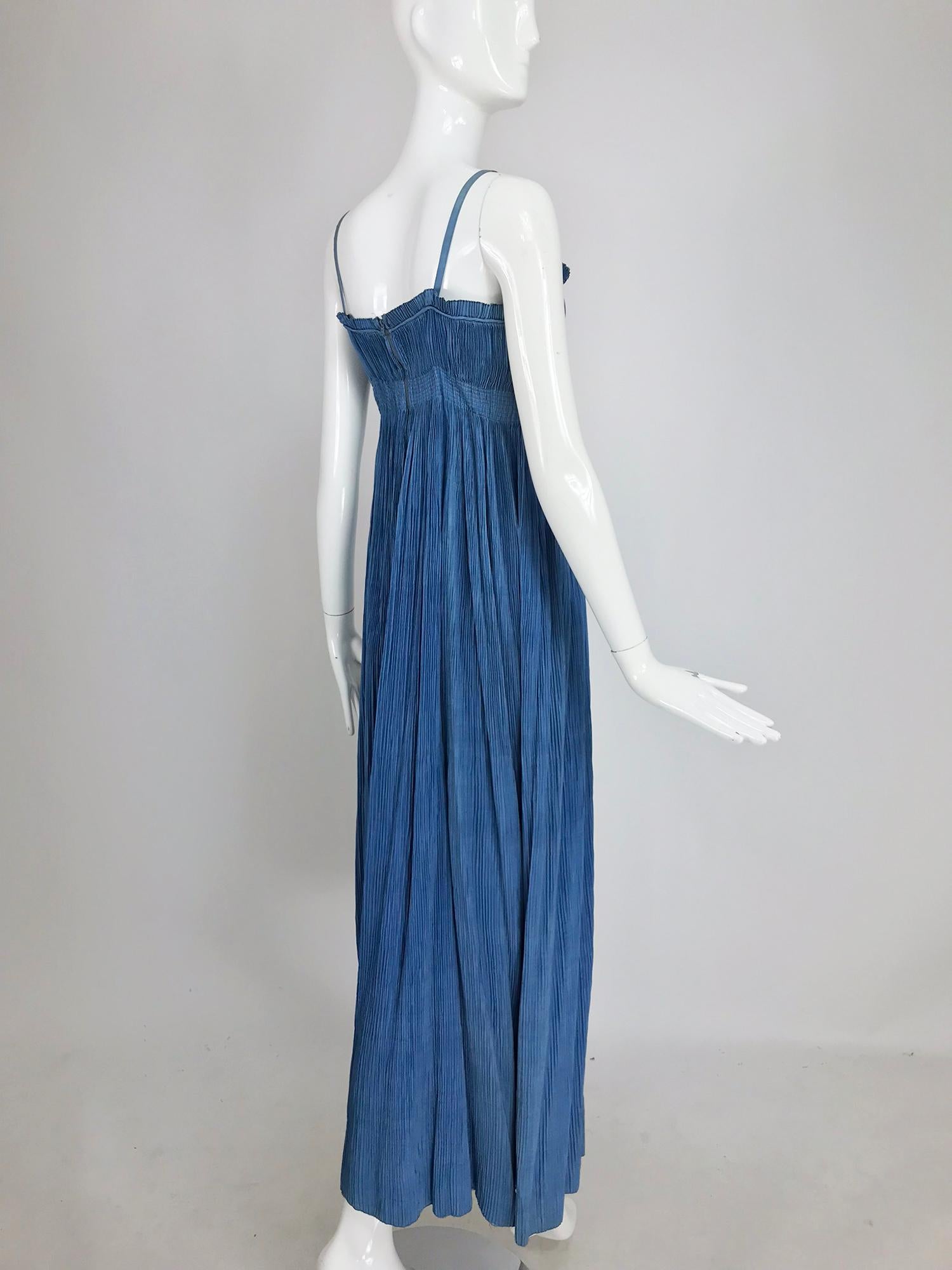 1930s Blue Pinch Pleated Raw Silk Couture Evening Gown Vintage In Good Condition In West Palm Beach, FL
