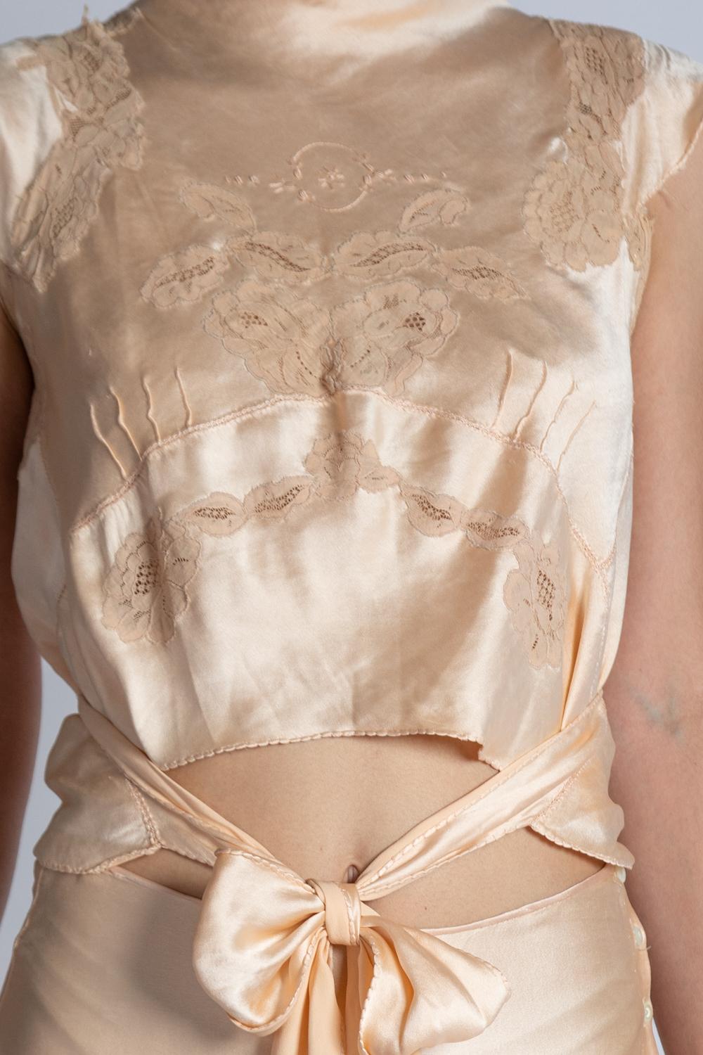 1930S Blush Pink Silk Lounge Pajamas With Embroidery & Lace For Sale 3