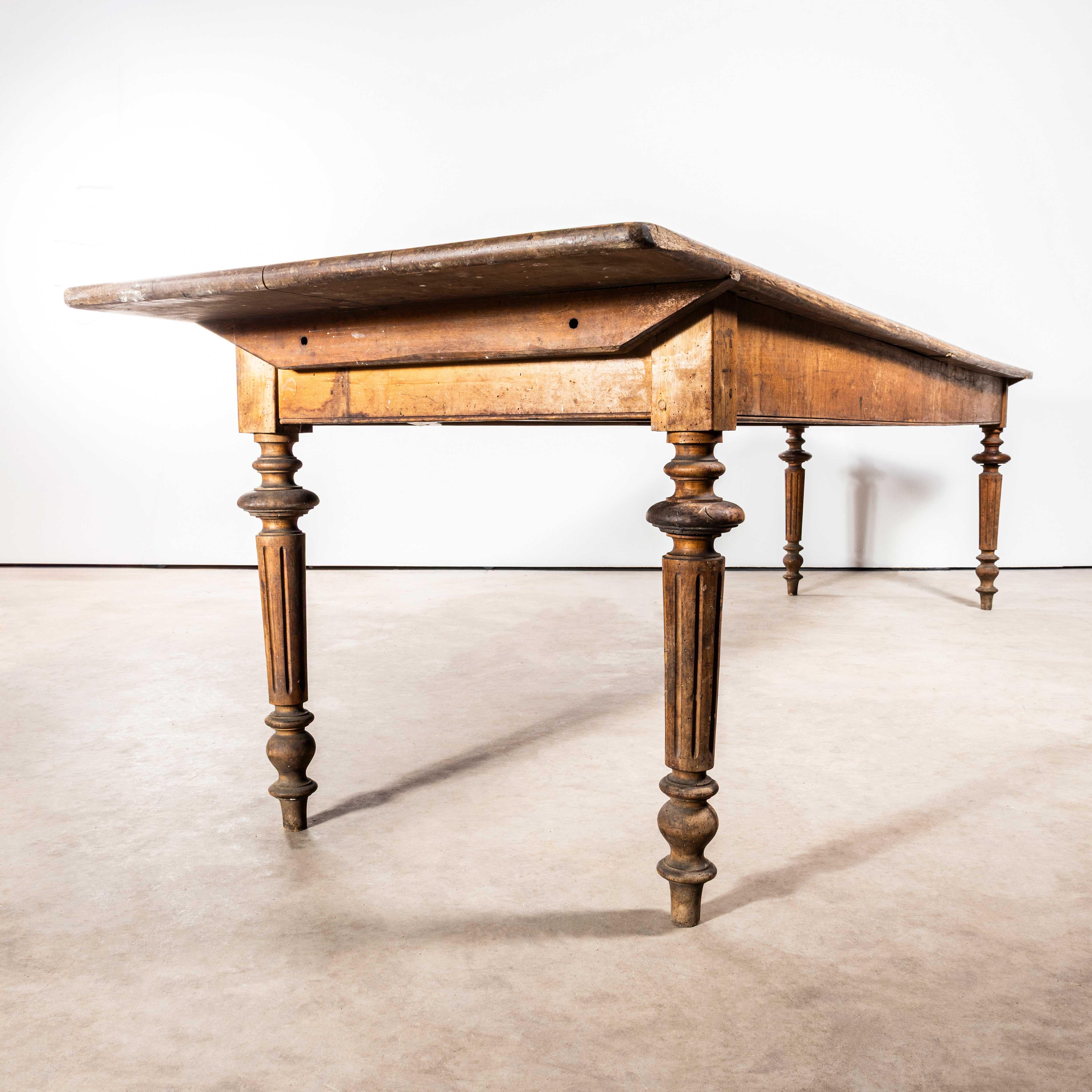 1930’s Bobbin Turned Large Chateau Dining Table – Three Metre. 

A massive and very impressive chateau dining table from the 1930’s, the bobbin turned legs are exceptional, and the top is one of the best we have seen. The table has a planked