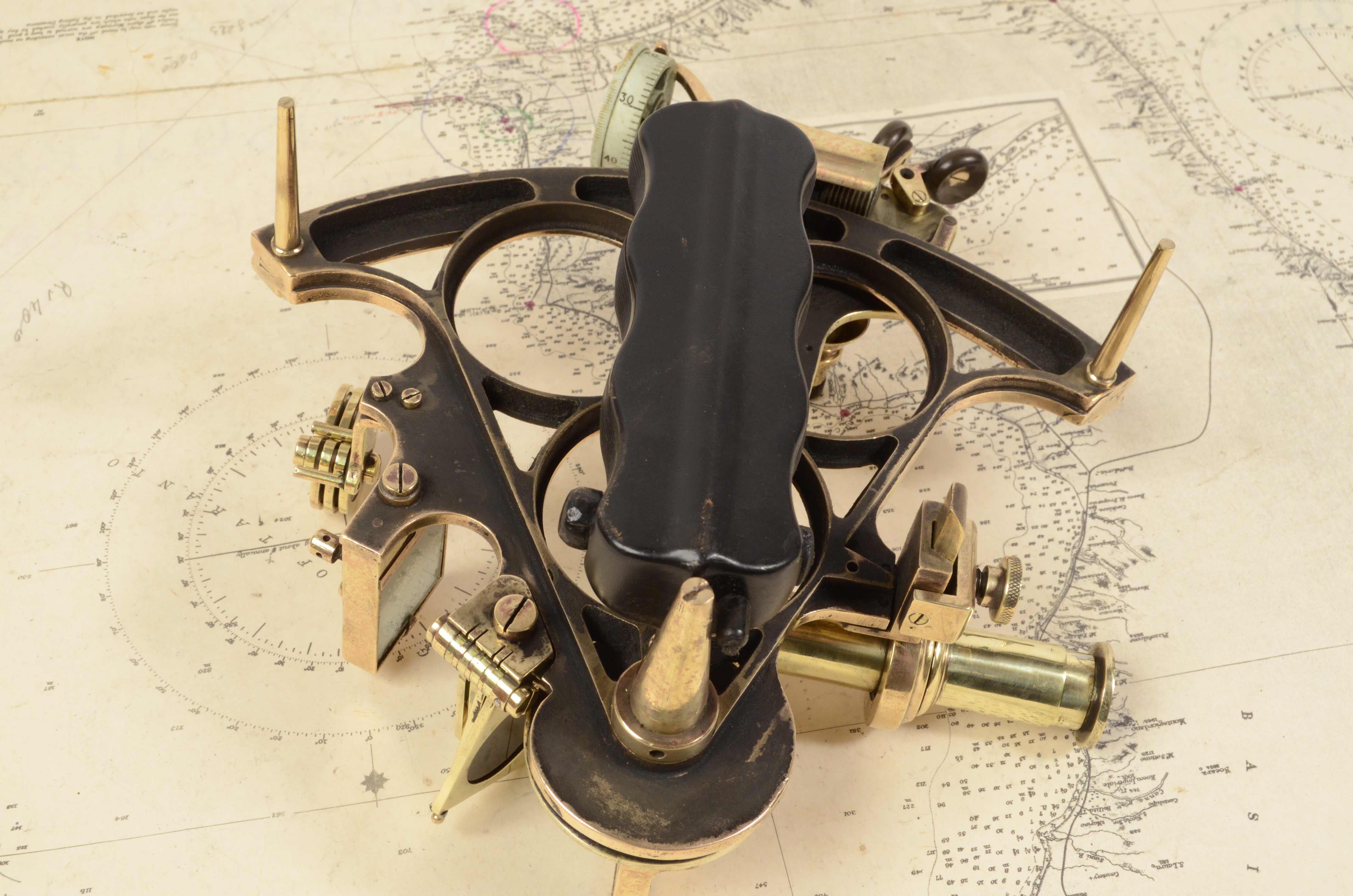 1930s Brass Sextant Antique Marine Navigation Instrument Nautical 3
