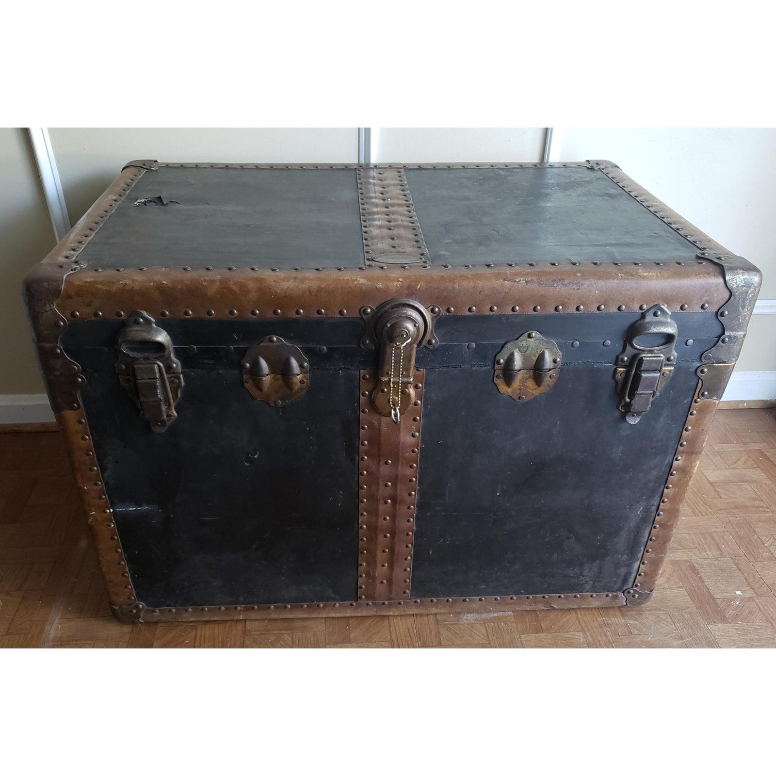 1930s Breakless Leather and Steel Steamer Trunk 3