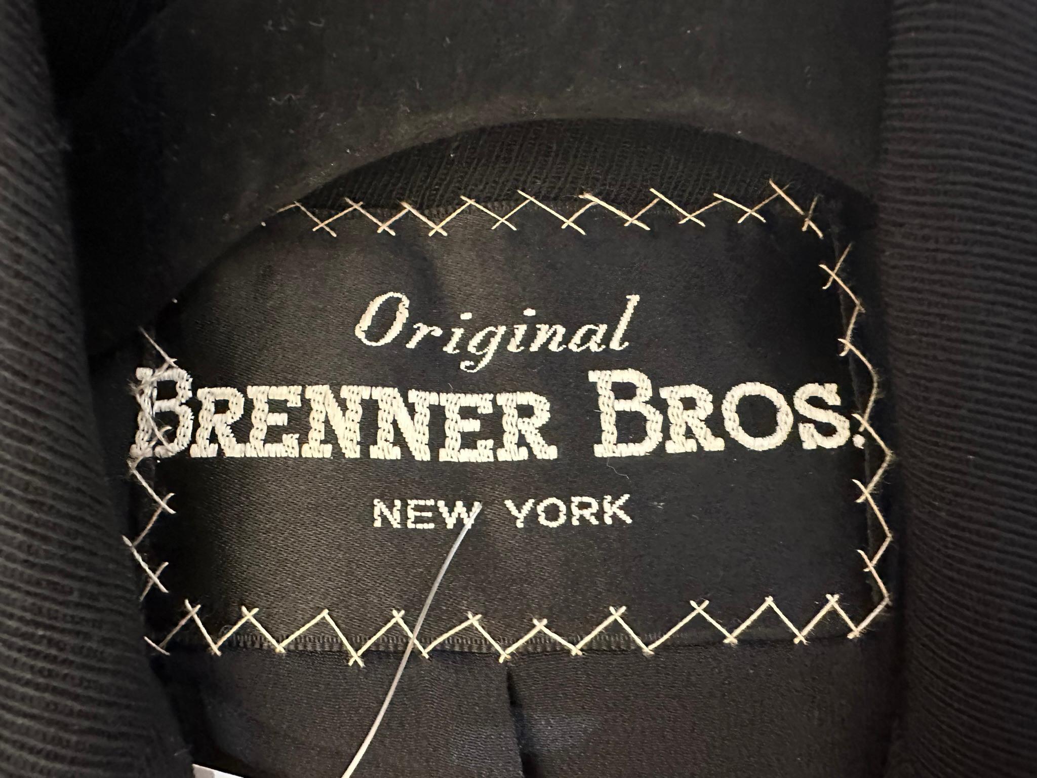 1930s Brenner Bros. New York, Black Wool Blend Twill Tuxedo Style Coat Small For Sale 11