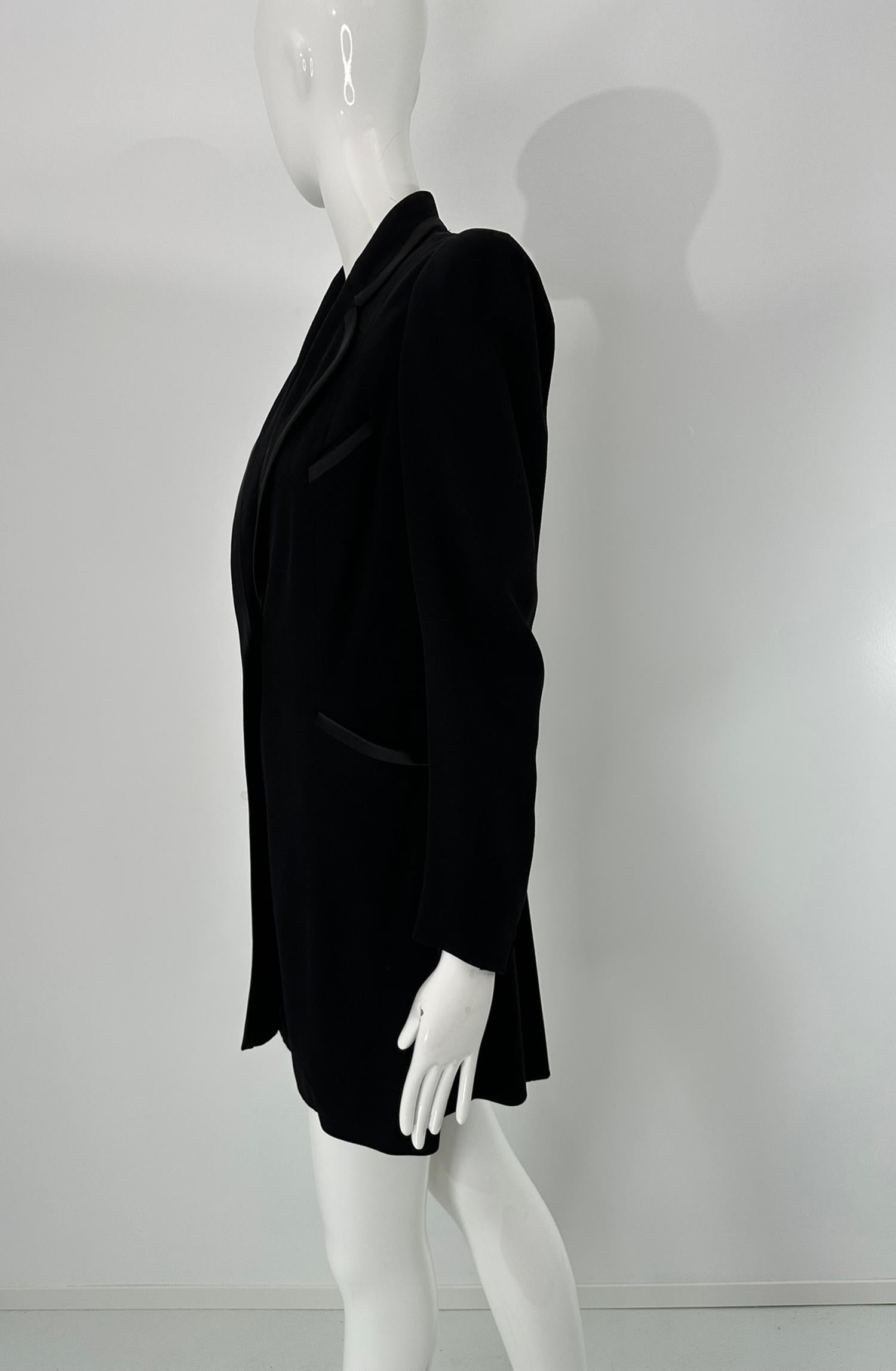 1930s Brenner Bros. New York, Black Wool Blend Twill Tuxedo Style Coat Small For Sale 5
