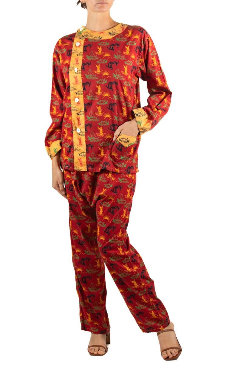 1930S Brick Red & Yellow Cotton Asian Novelty Printed Men's Pajamas For Sale 2