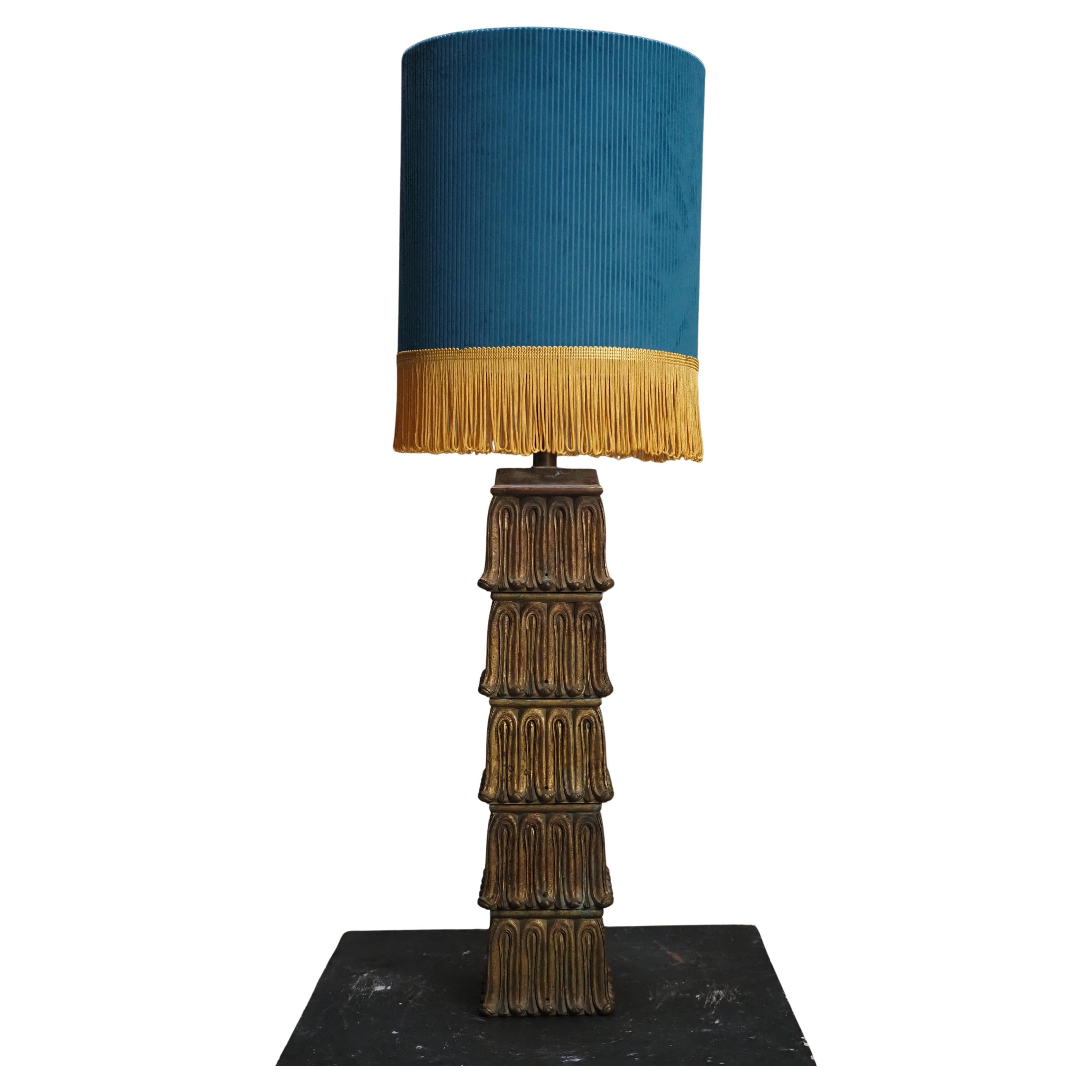 Lampada da tavolo Art Deco in bronzo del 1930 in vendita