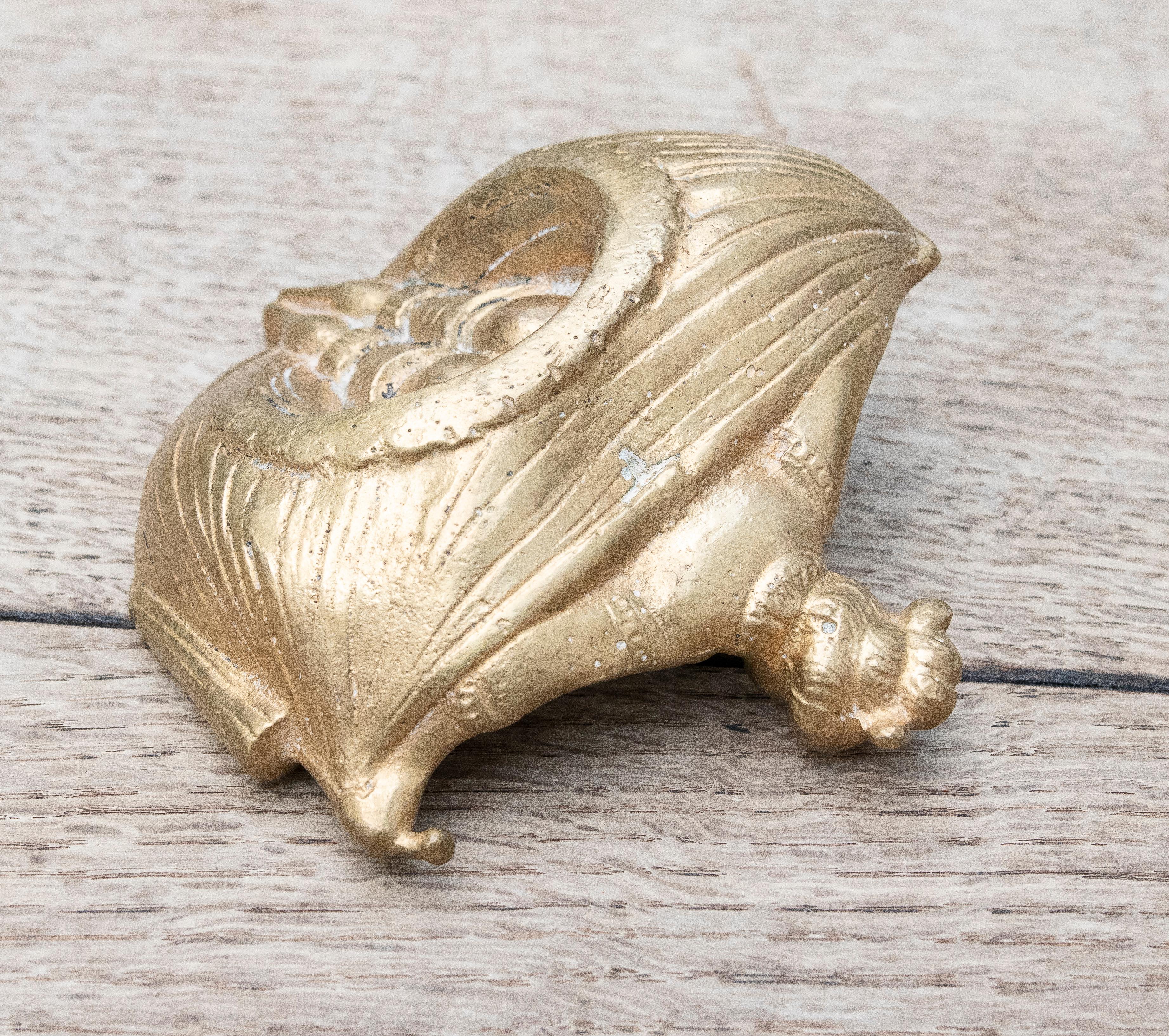 1930s Bronze Ashtray of a Woman Dressed in Front and Nude at the Back For Sale 4