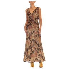 Robe à col bénitier en soie marron, crème et rose des années 1930 avec coupe en biais