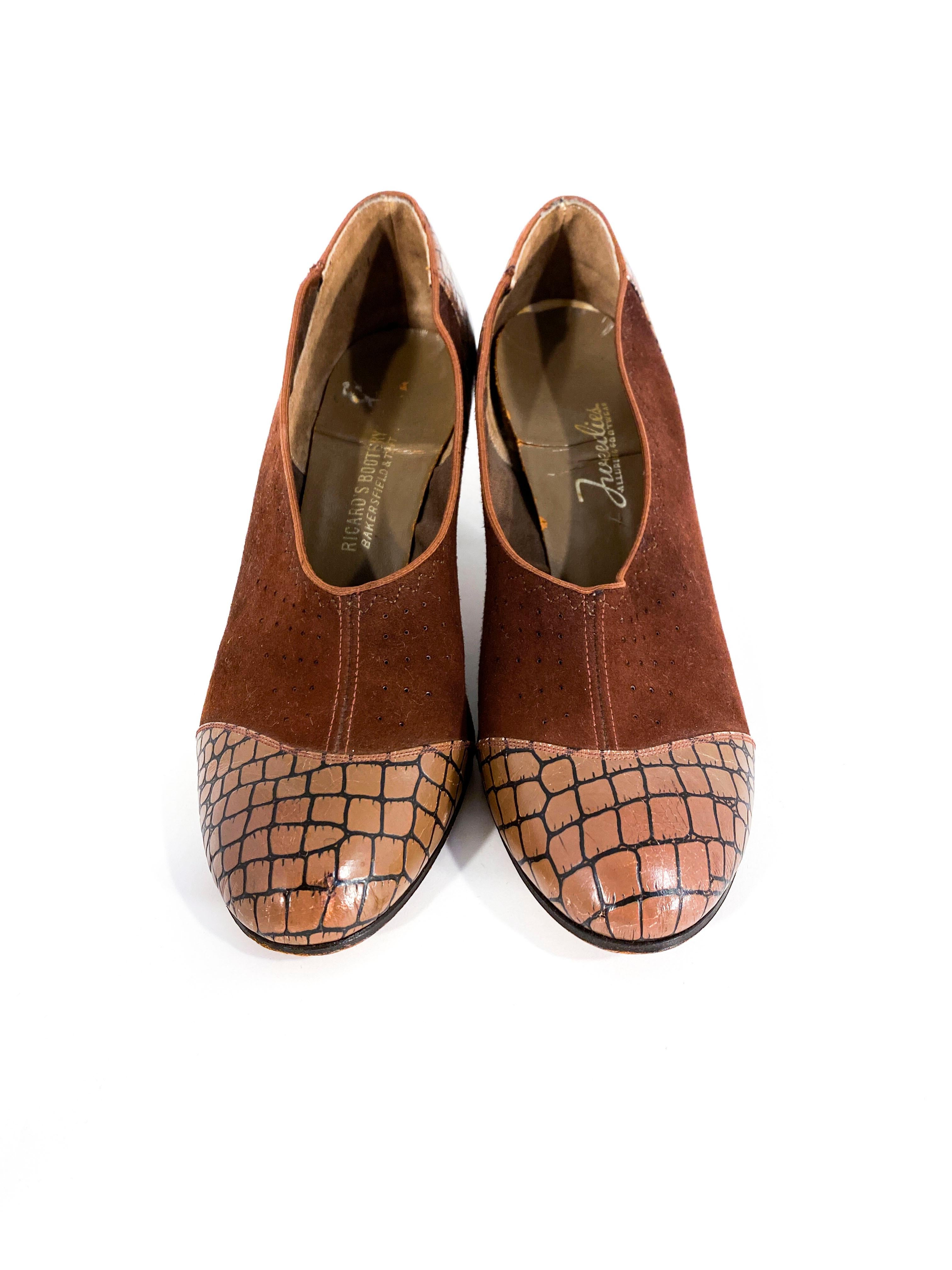 1930 brown suede with faux alligator pattered accents. The Suede has a zig-zag top-stitch and a piercing pattern. Leather soles.