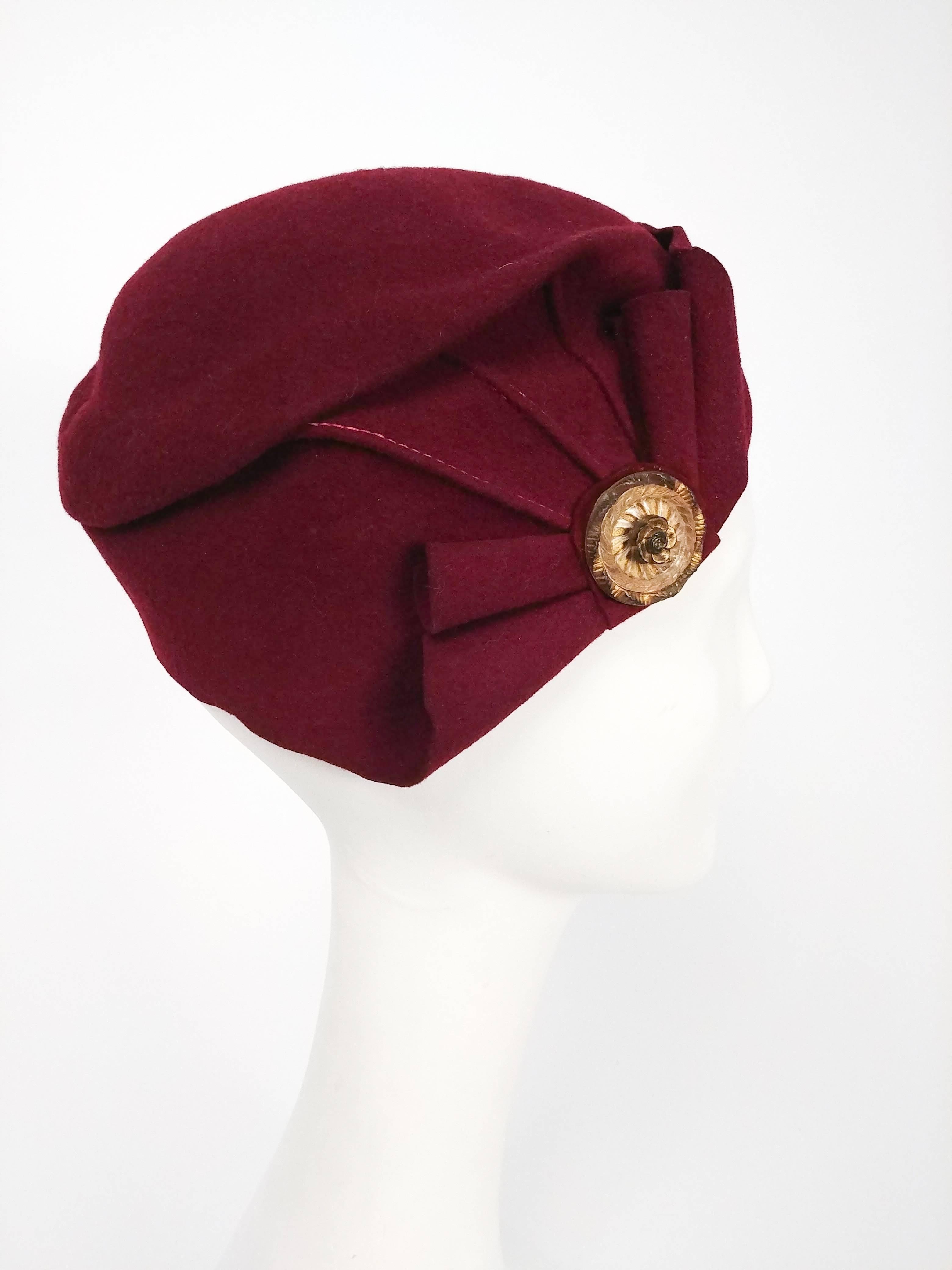 Gray 1930s Burgundy Pleated Wool Felt Hat