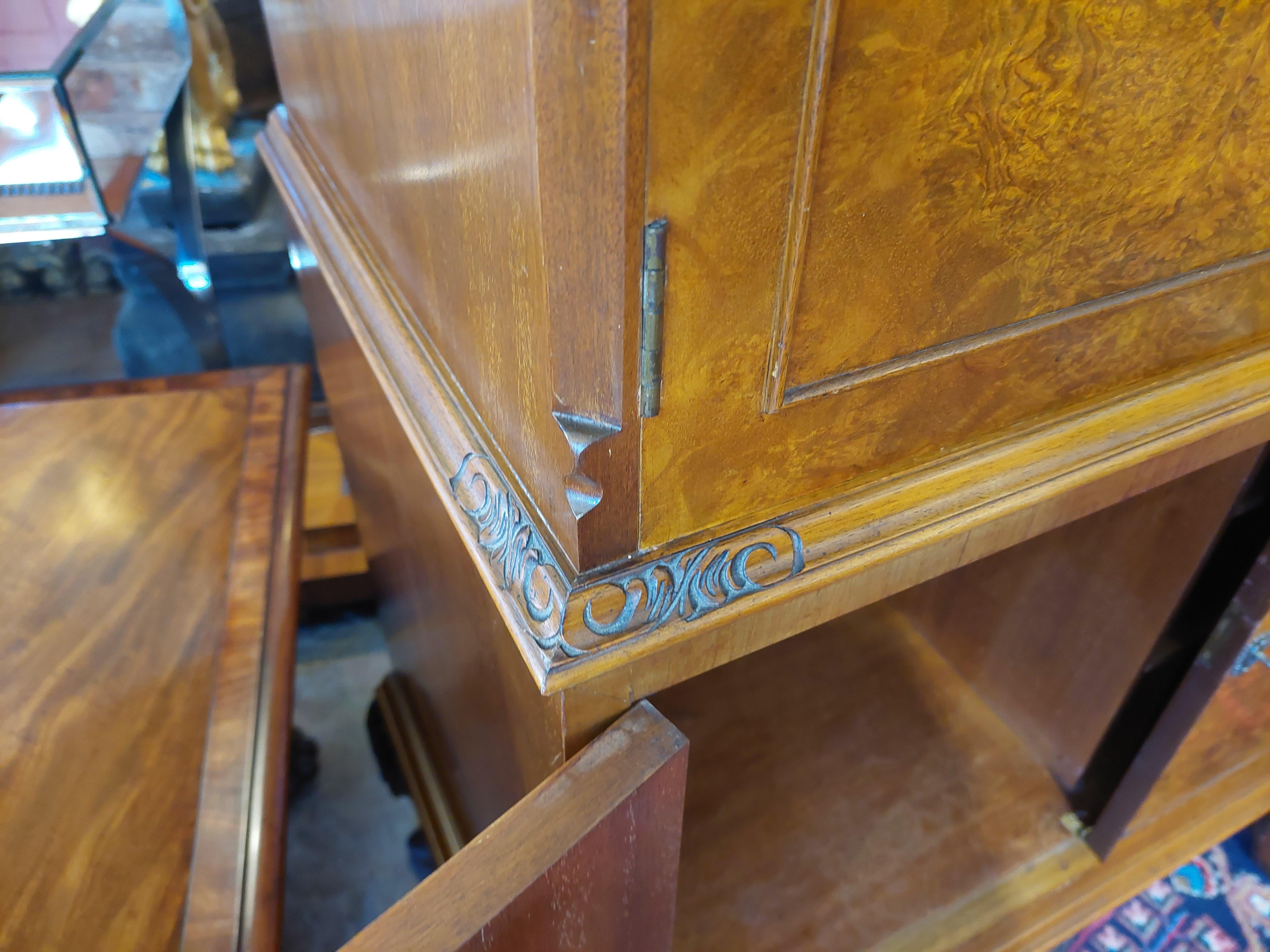 1930's  Burr Walnut Veneered Cocktail Drinks Cabinet 7