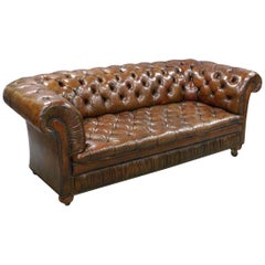 1930s Buttoned Leather Chesterfield Sofa