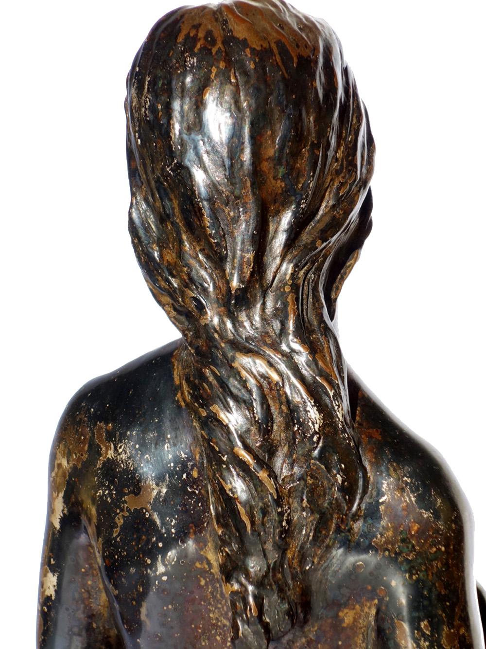 Mid-20th Century 1930s by Arturo Pannunzio Silver Ceramic Figure For Sale