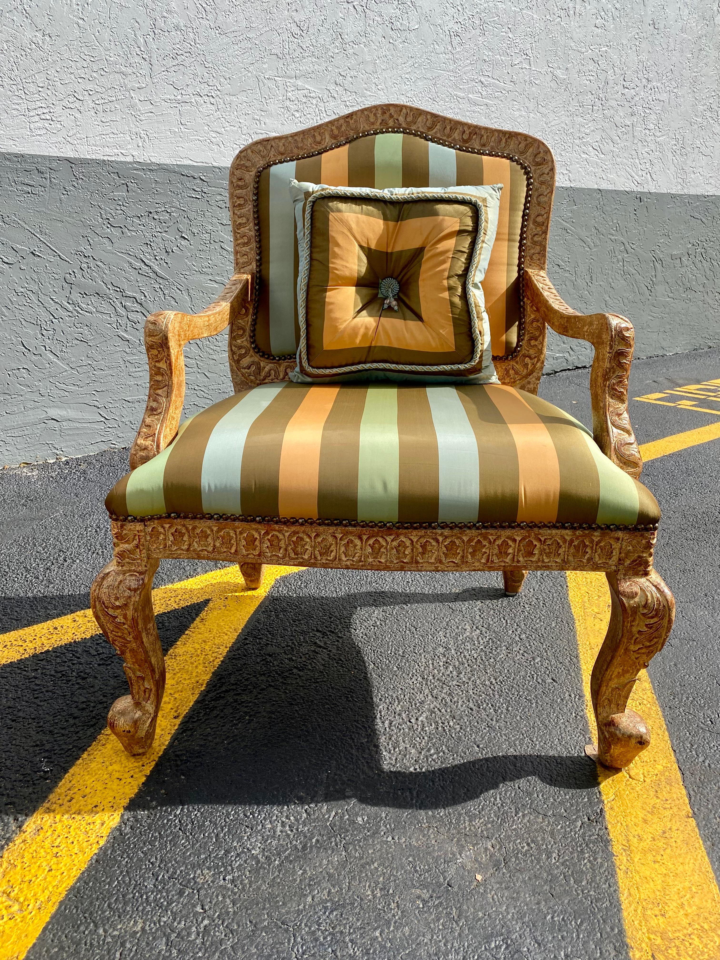 French Carved Gilt Wood Green Gold  Stripes Bergere Library Chairs, Set of 2 For Sale 1