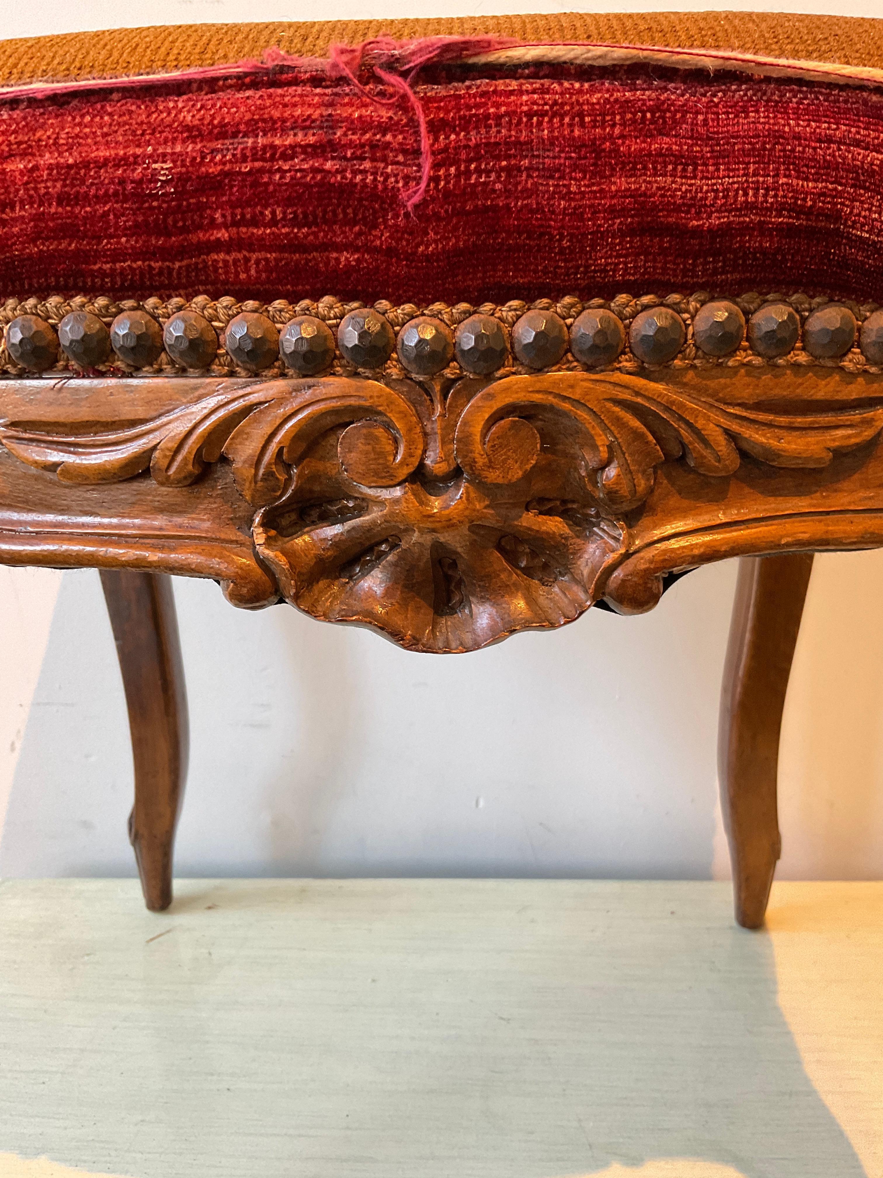 1930s Carved Wood French Footstool With Cabriolet Legs For Sale 6
