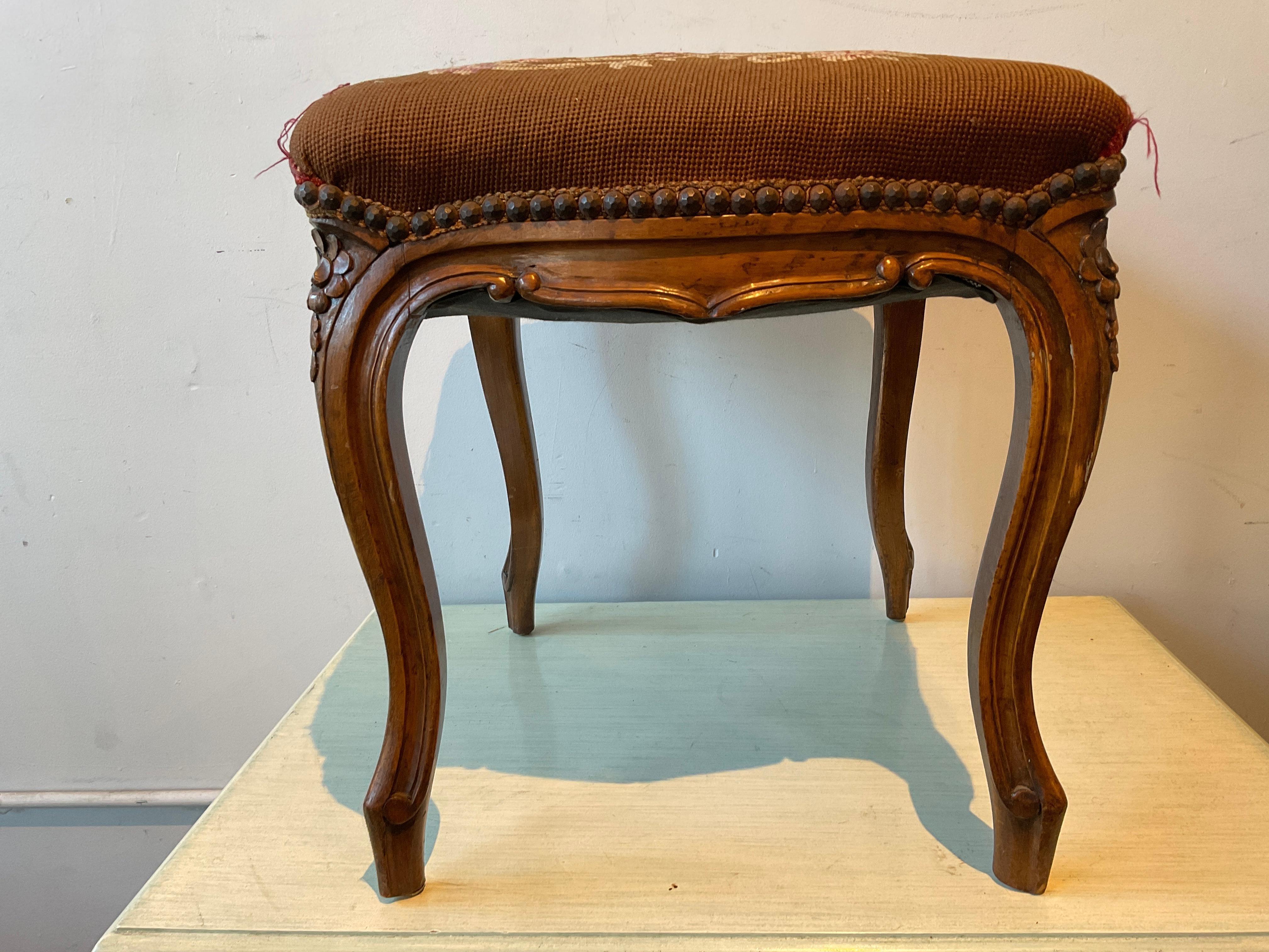 1930s Carved Wood French Footstool With Cabriolet Legs For Sale 1