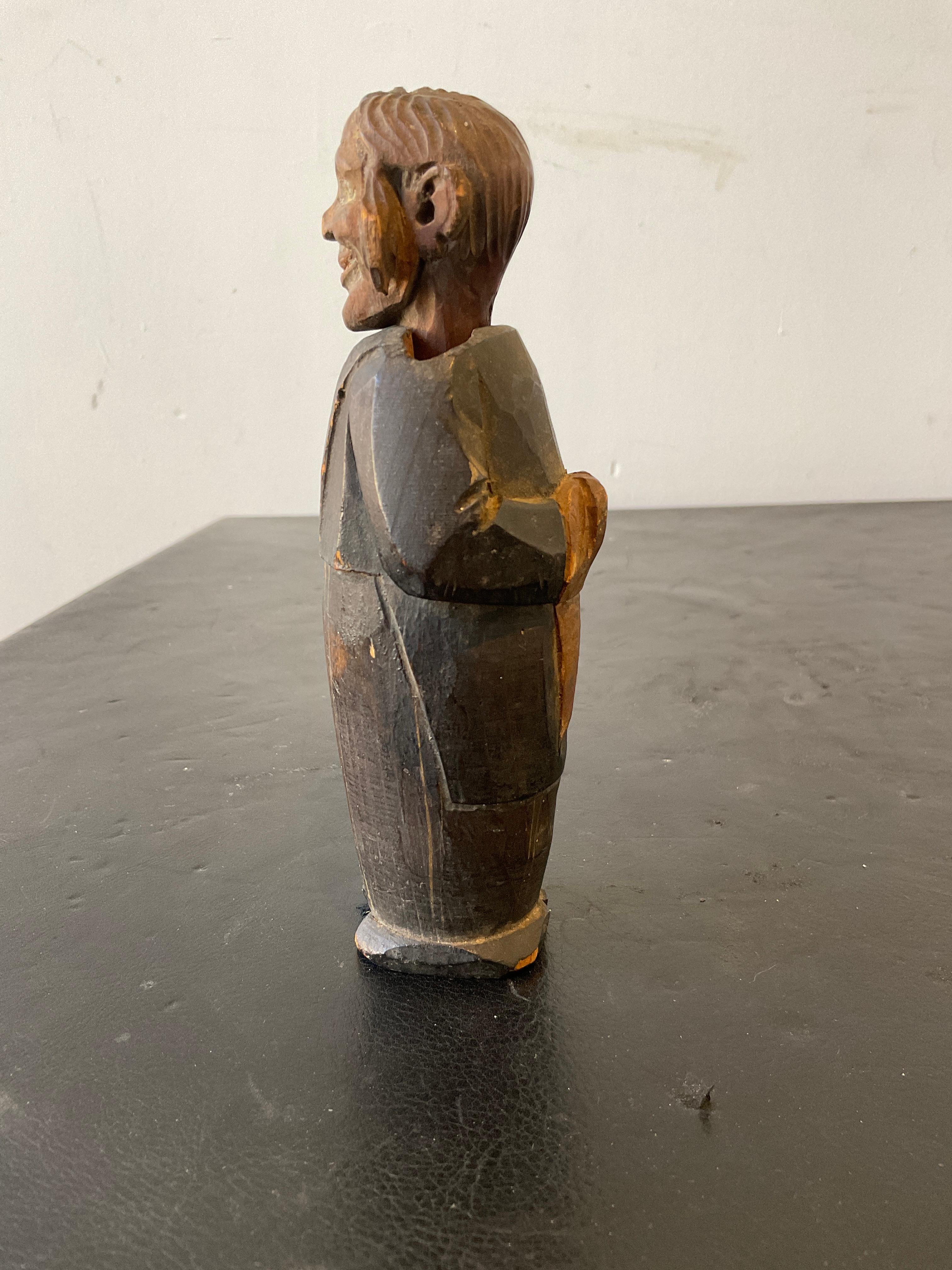 Milieu du XXe siècle Serveur / Décapsuleur en bois sculpté des années 1930 en vente