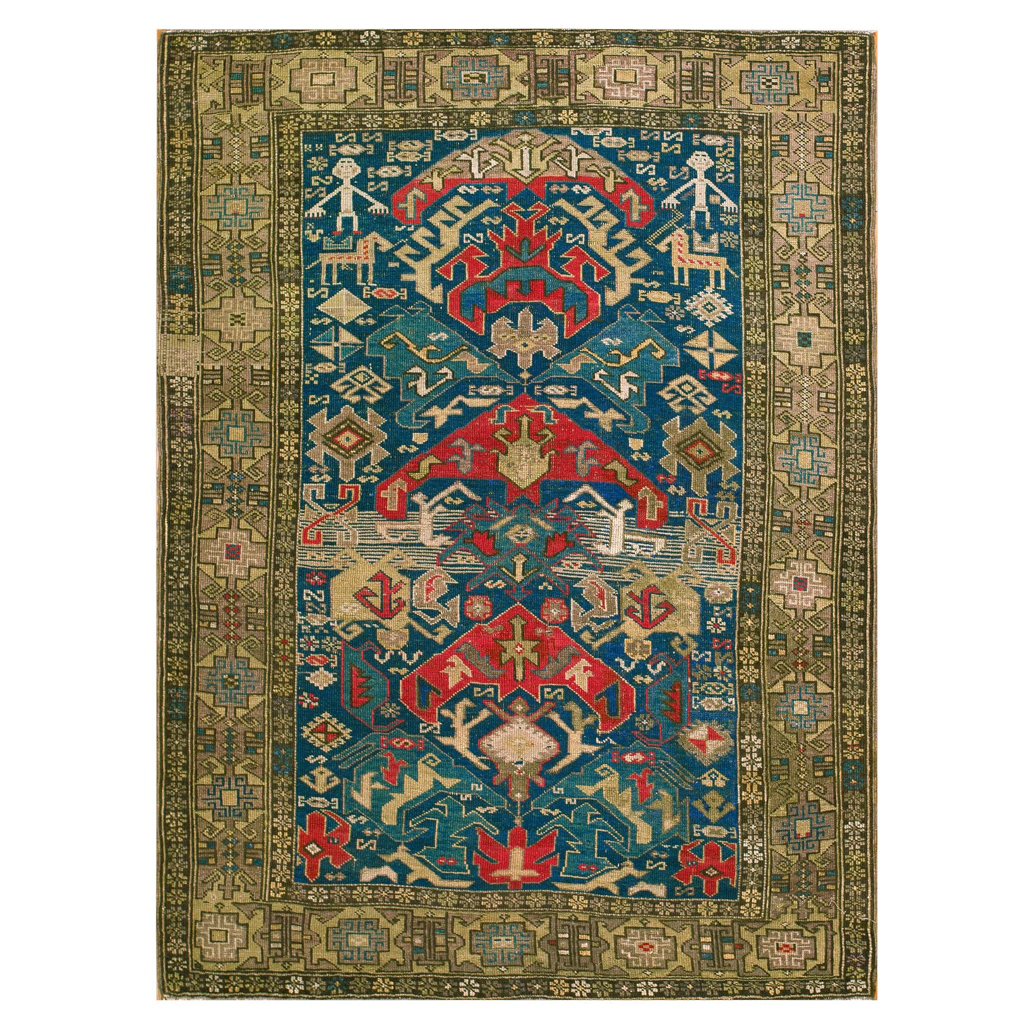 Tapis du Caucase des années 1930  127 x 175 cm (4' 2'' x 5' 9'') en vente