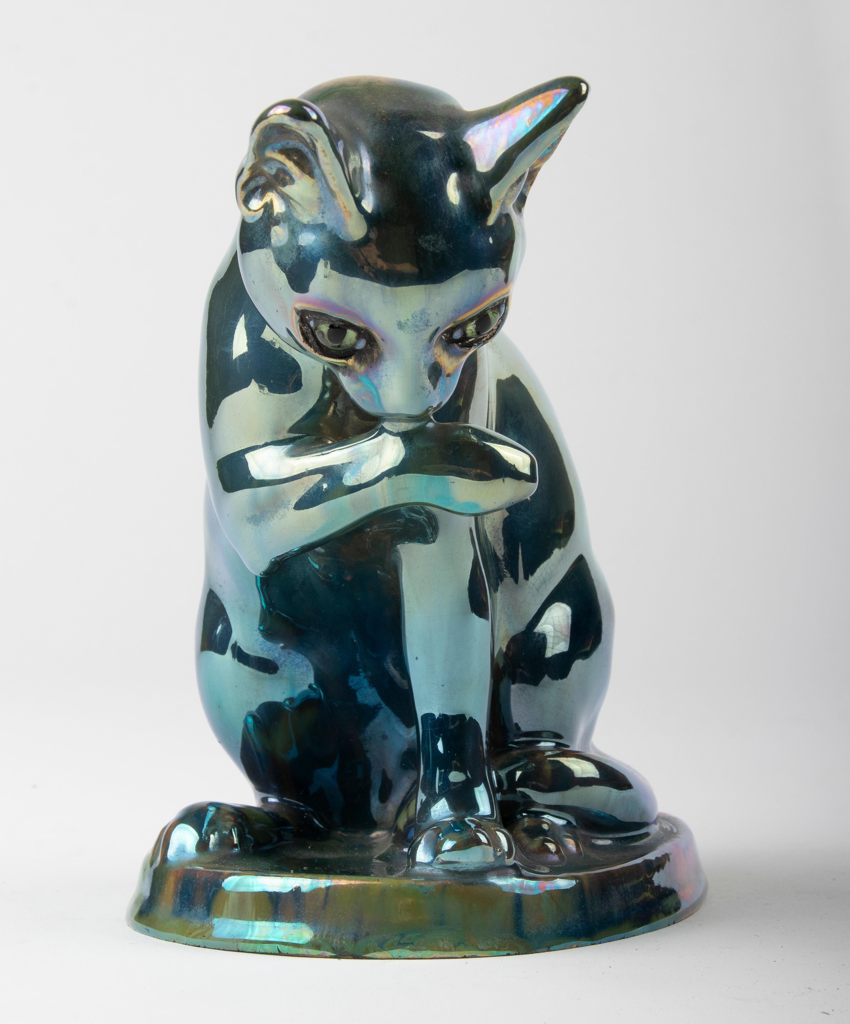 Keramik-Katze-Figur aus den 1930er Jahren mit schillernder Glasur, Alpaka. Cytère Rambervilliers im Angebot 4