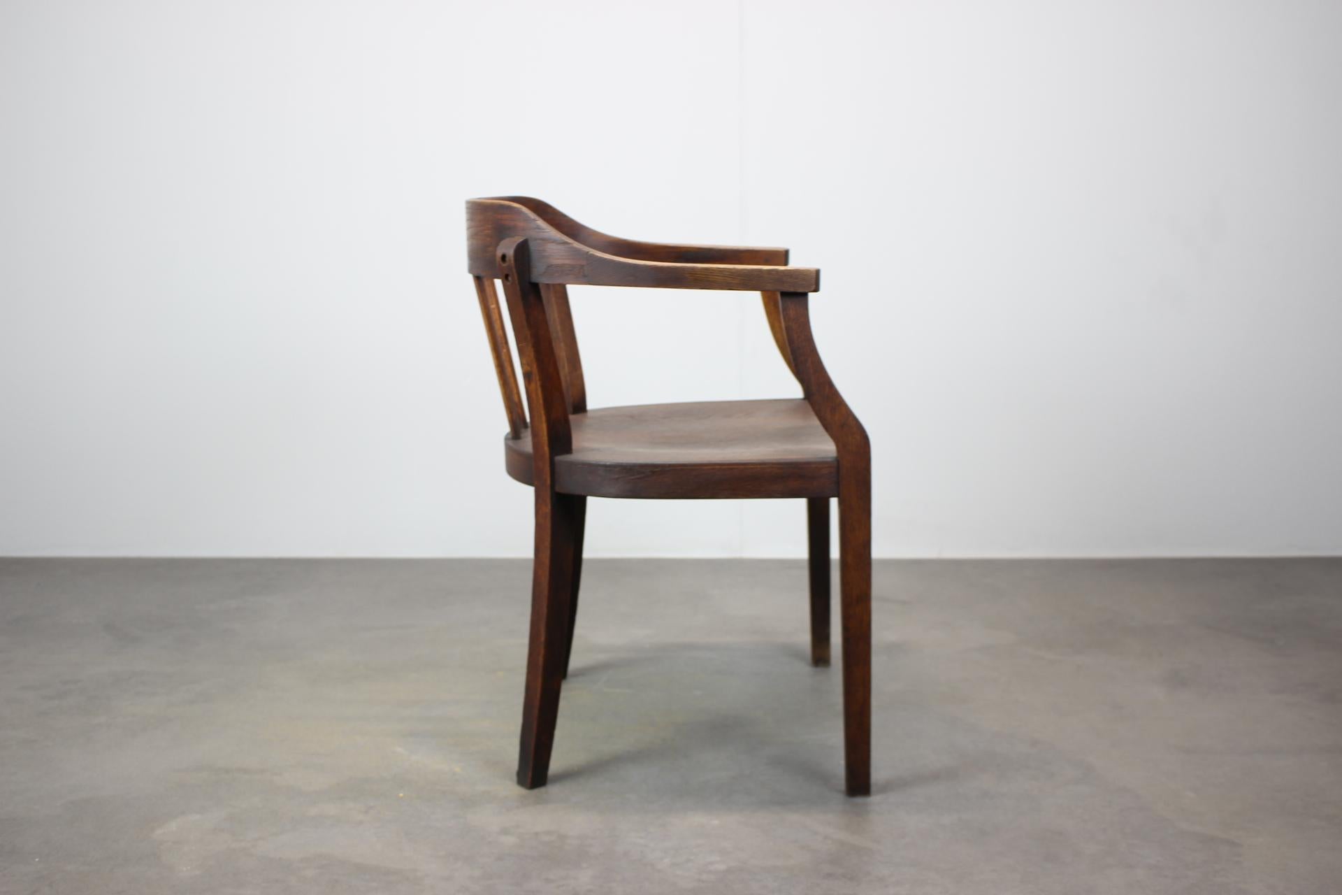 1930er Stuhl von Arbor Trade Mark-Prag. Tschechoslowakei im Zustand „Gut“ im Angebot in Praha, CZ