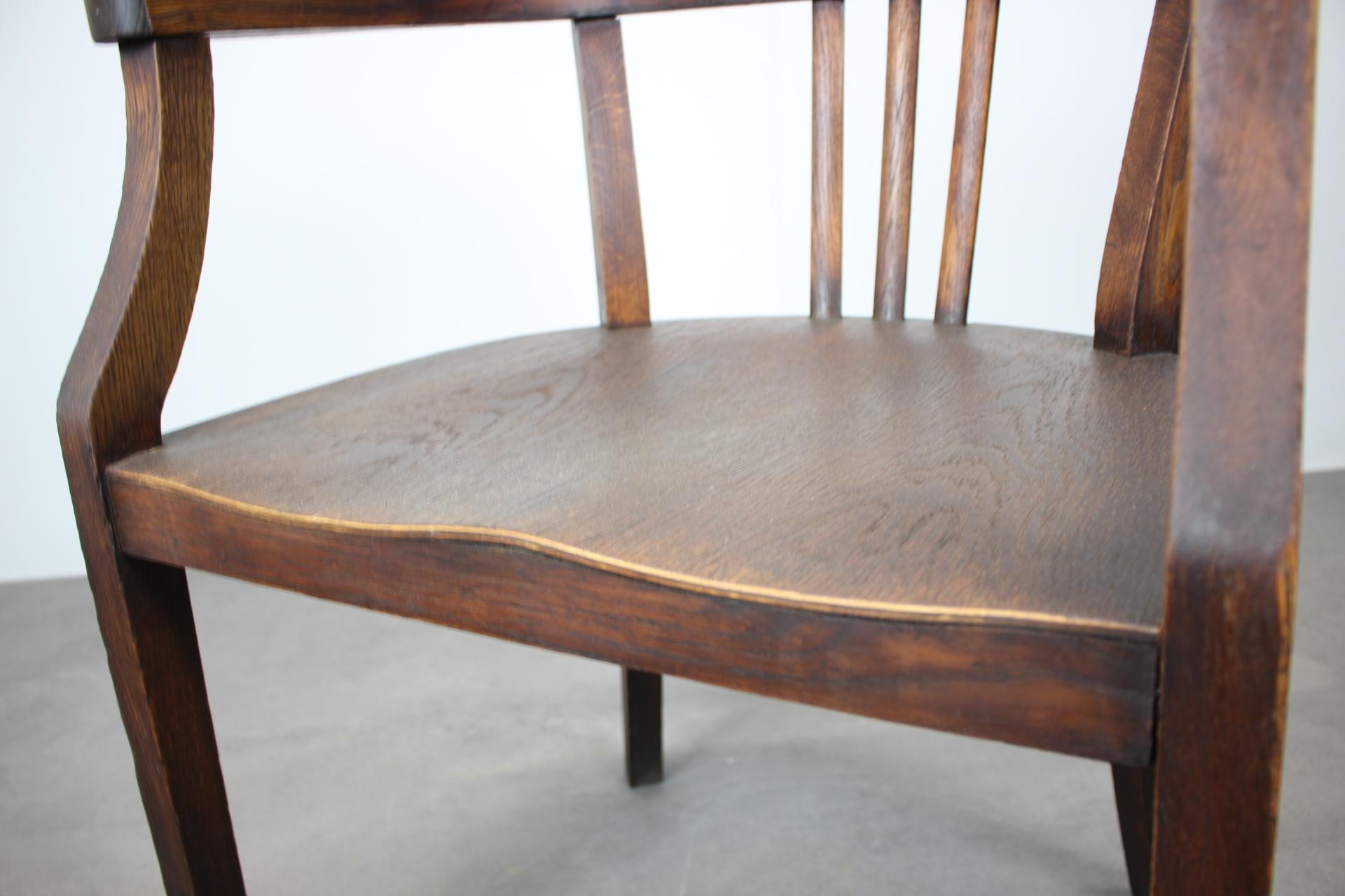 1930er Stuhl von Arbor Trade Mark-Prag. Tschechoslowakei (Holz) im Angebot