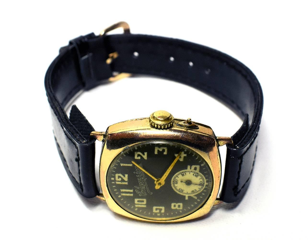 1930s Champion Art Deco Men's Gold-Plated Cushion Watch 4