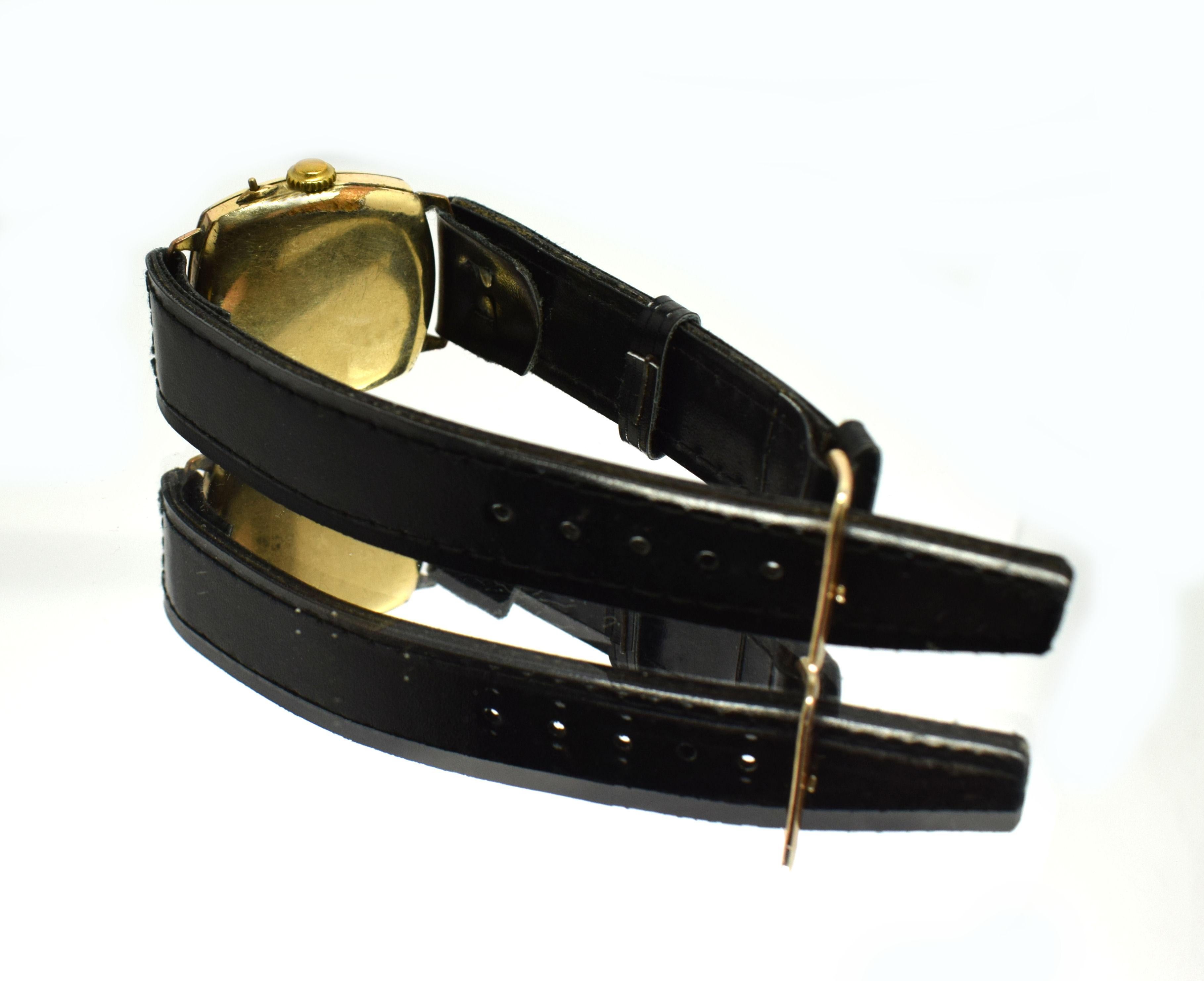 20ième siècle montre à coussin Champion Art Déco des années 1930 pour homme:: plaquée or