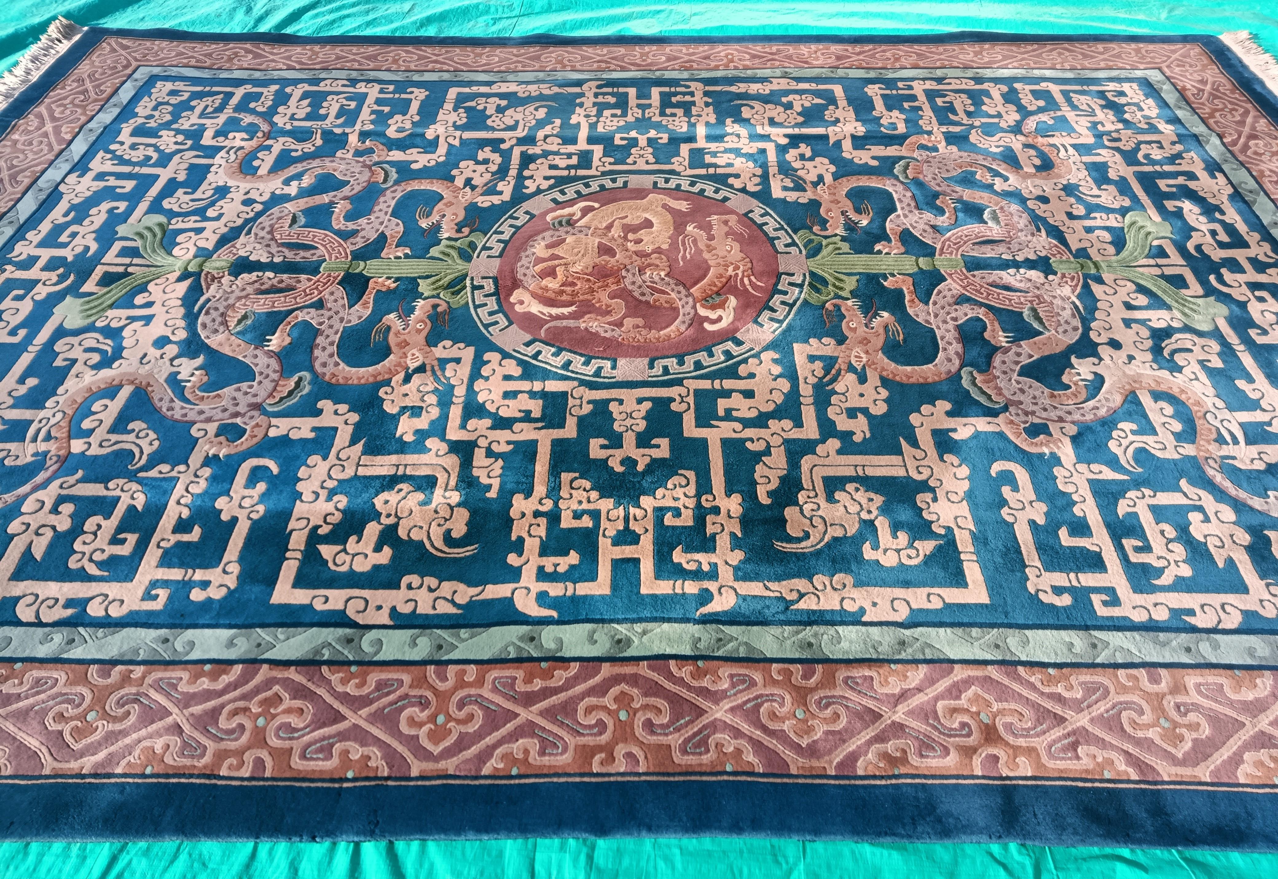 1930s Chinese Art Deco Carpet ( 10' x 14'4