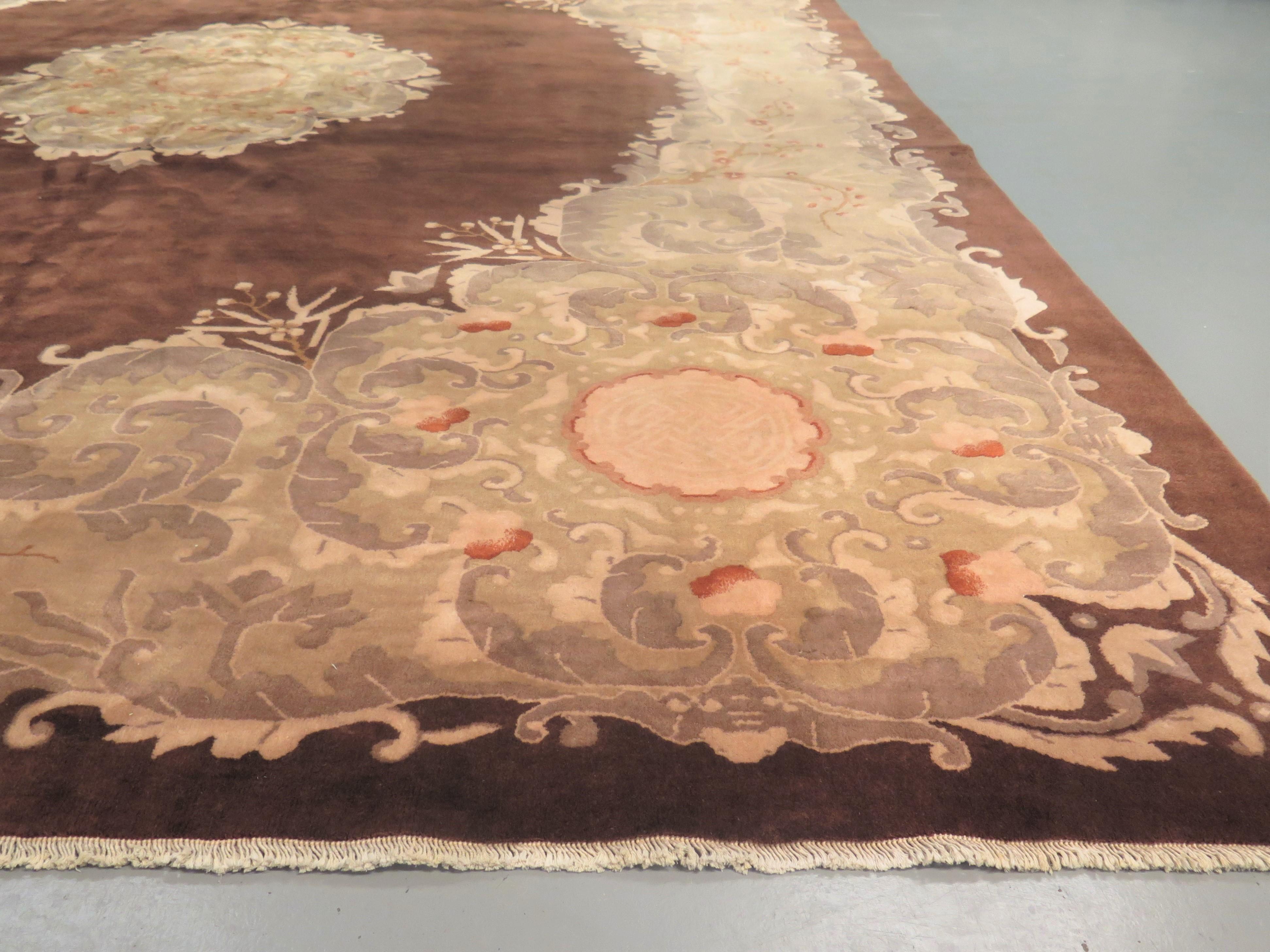 1930s Chinese Art Deco Carpet In Excellent Condition For Sale In London, GB