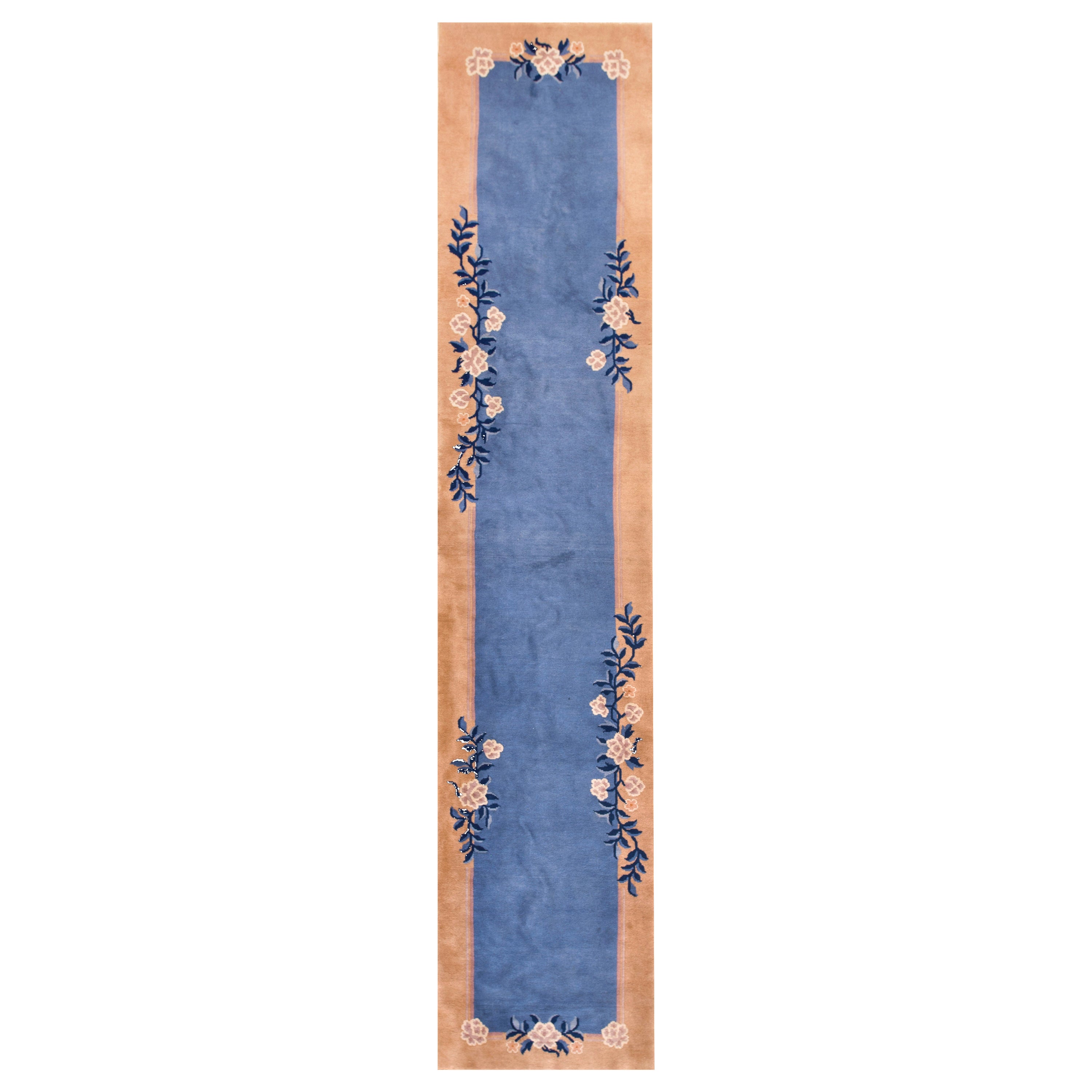 Tapis chinois de Pékin des années 1930 ( 2''6 x 11''3 - 76 x 342) en vente