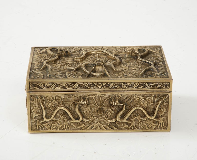 Boîte à bijoux ancienne en argent d'exportation chinoise, vers