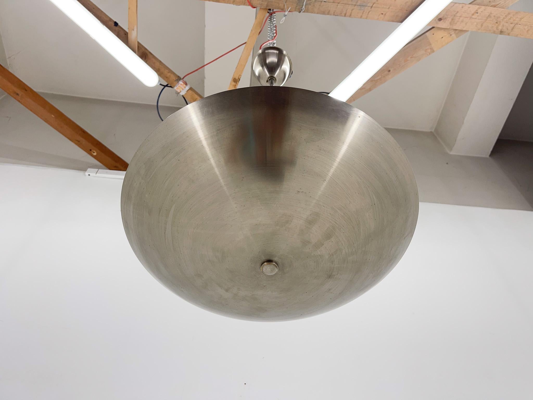 Lampe à suspension chromée des années 1930 par le designer Franta Anyz, Tchécoslovaquie en vente 2