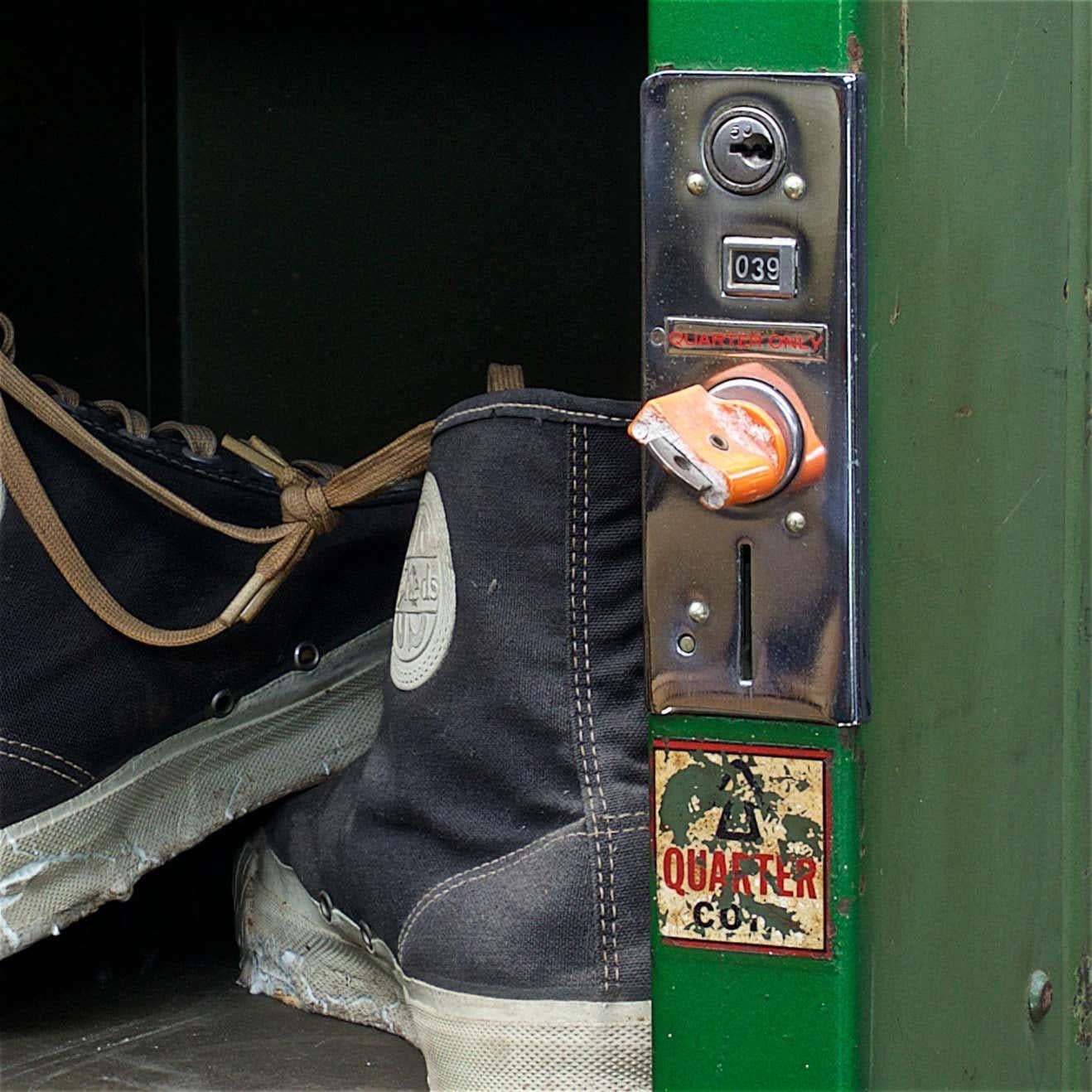 1930s Coin-Op Lockers Vintage Industrial Cubby Office Mud Room Storage Bowling In Distressed Condition In Hyattsville, MD