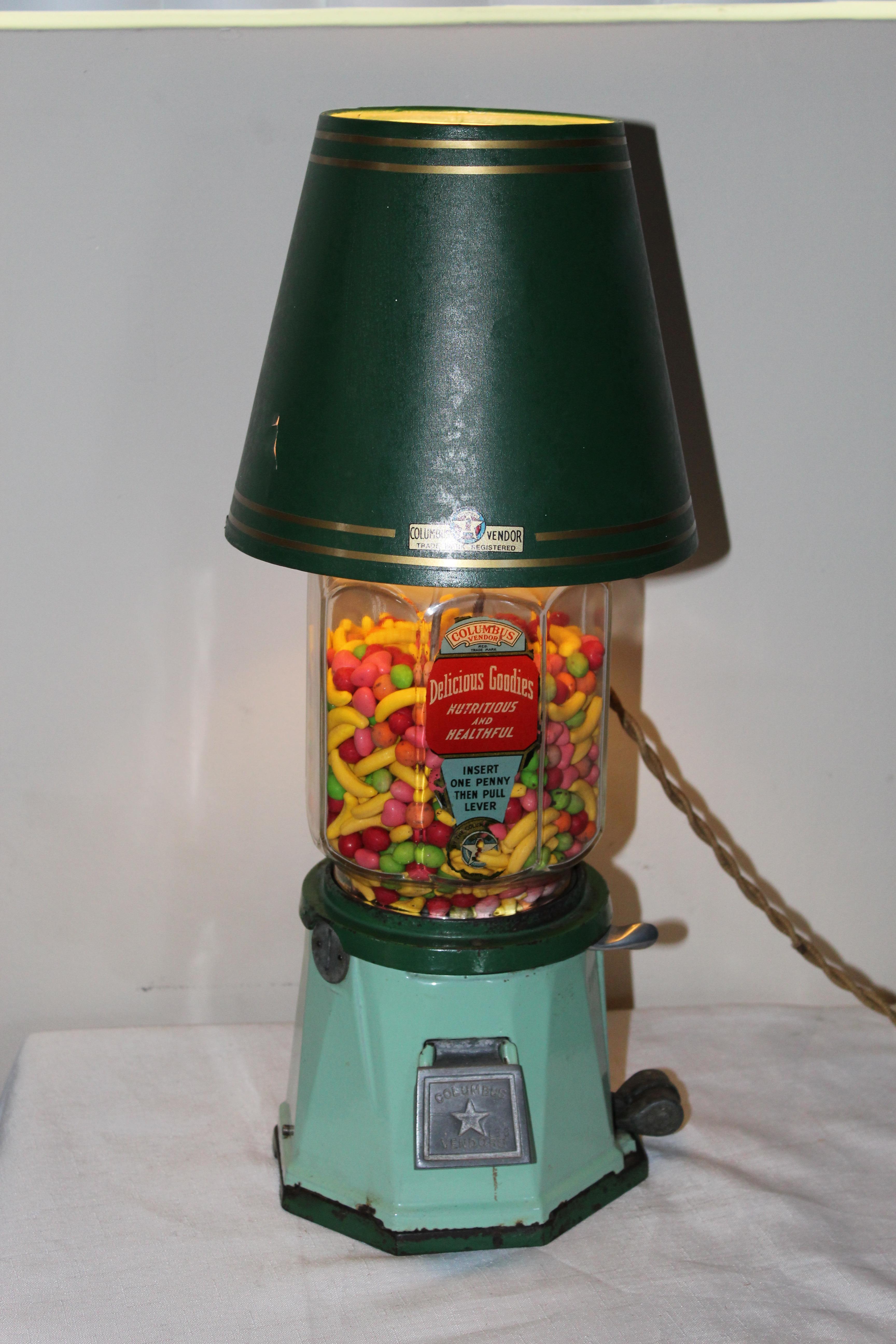 1930s Columbus Countertop Vending Machine For Sale 7