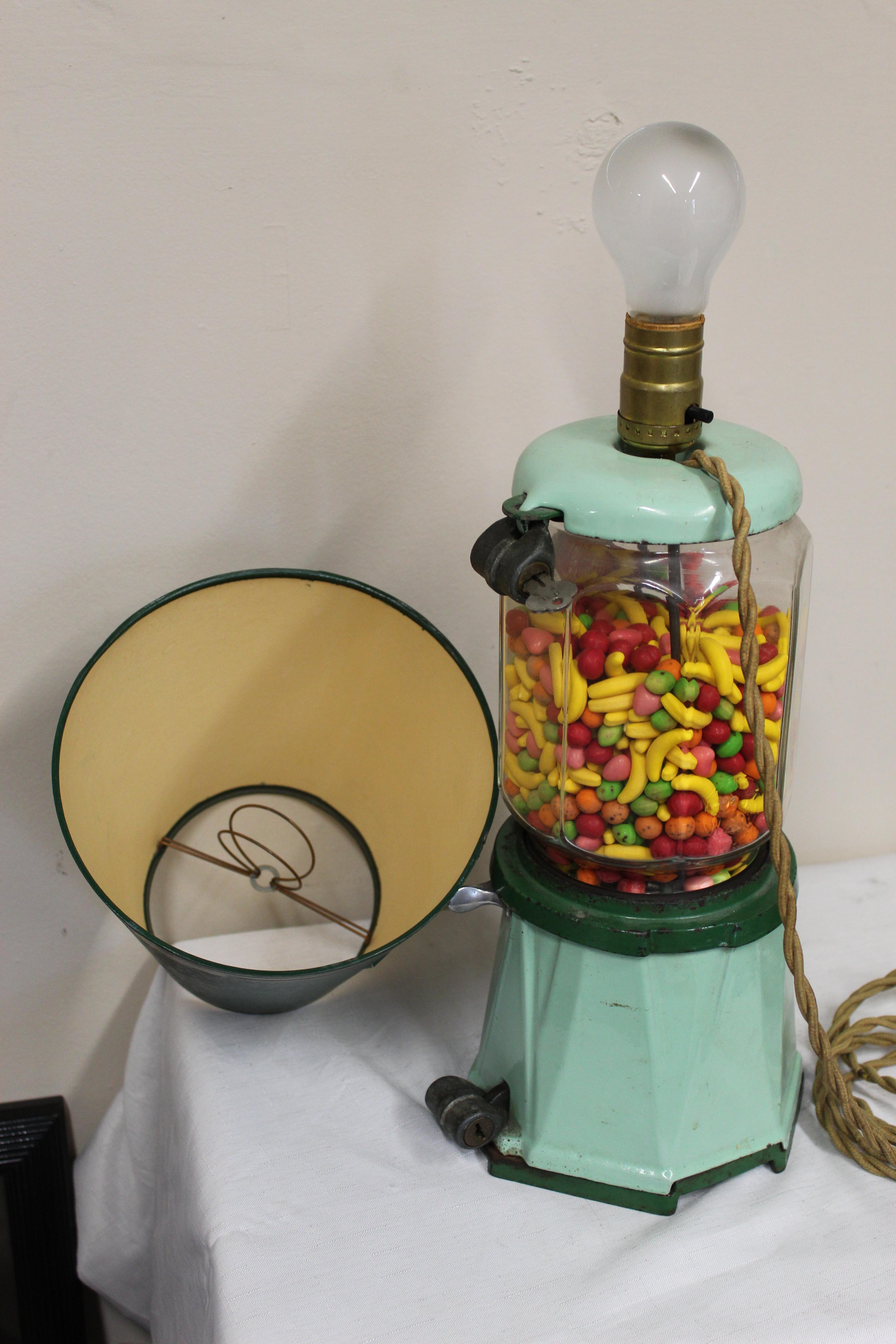 1930s Columbus Countertop Vending Machine For Sale 8