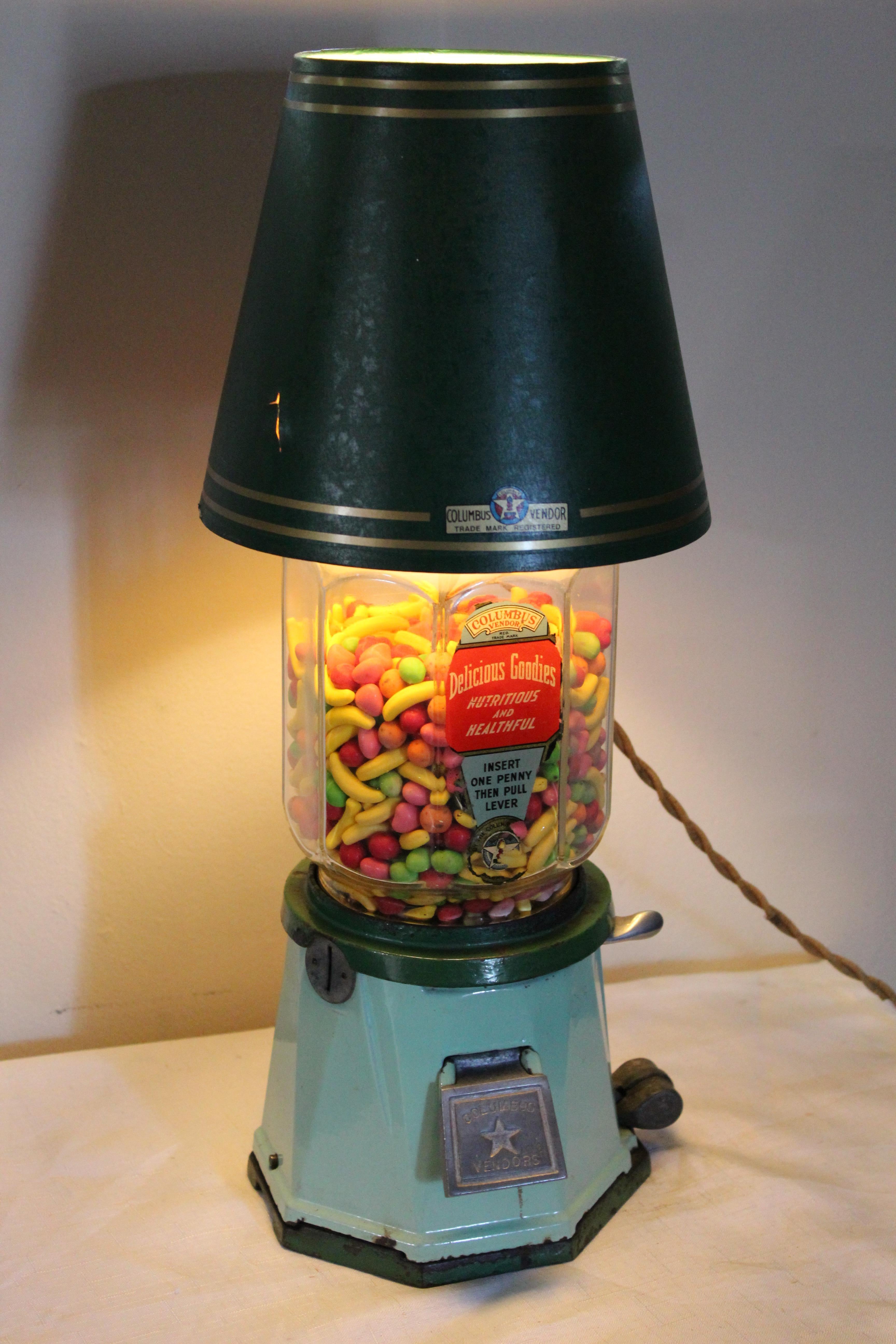 1930s Columbus Countertop Vending Machine For Sale 9