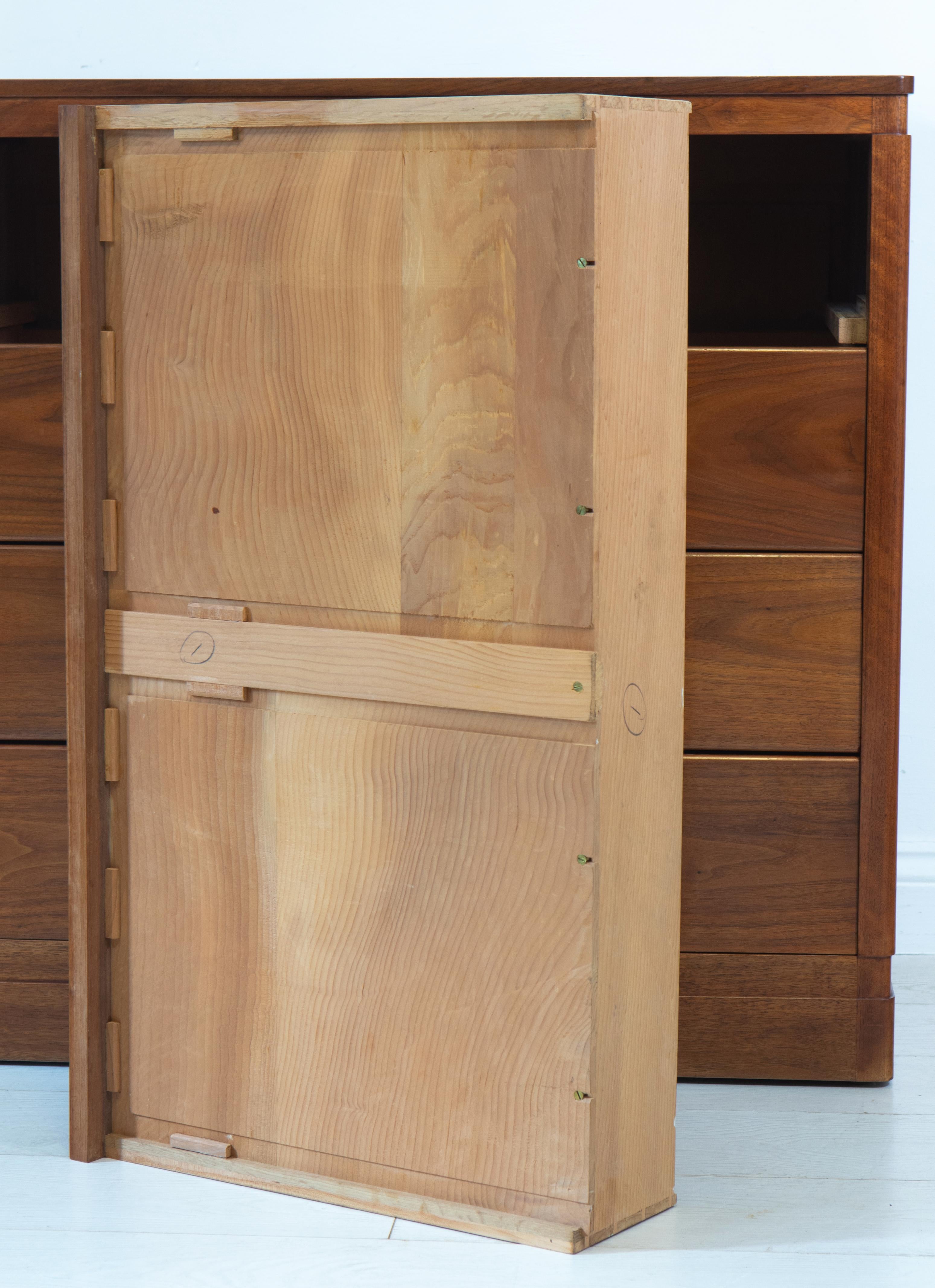 1930’s Cotswold Walnut Chest Drawers Designed By WH Russell For Gordon Russell 3
