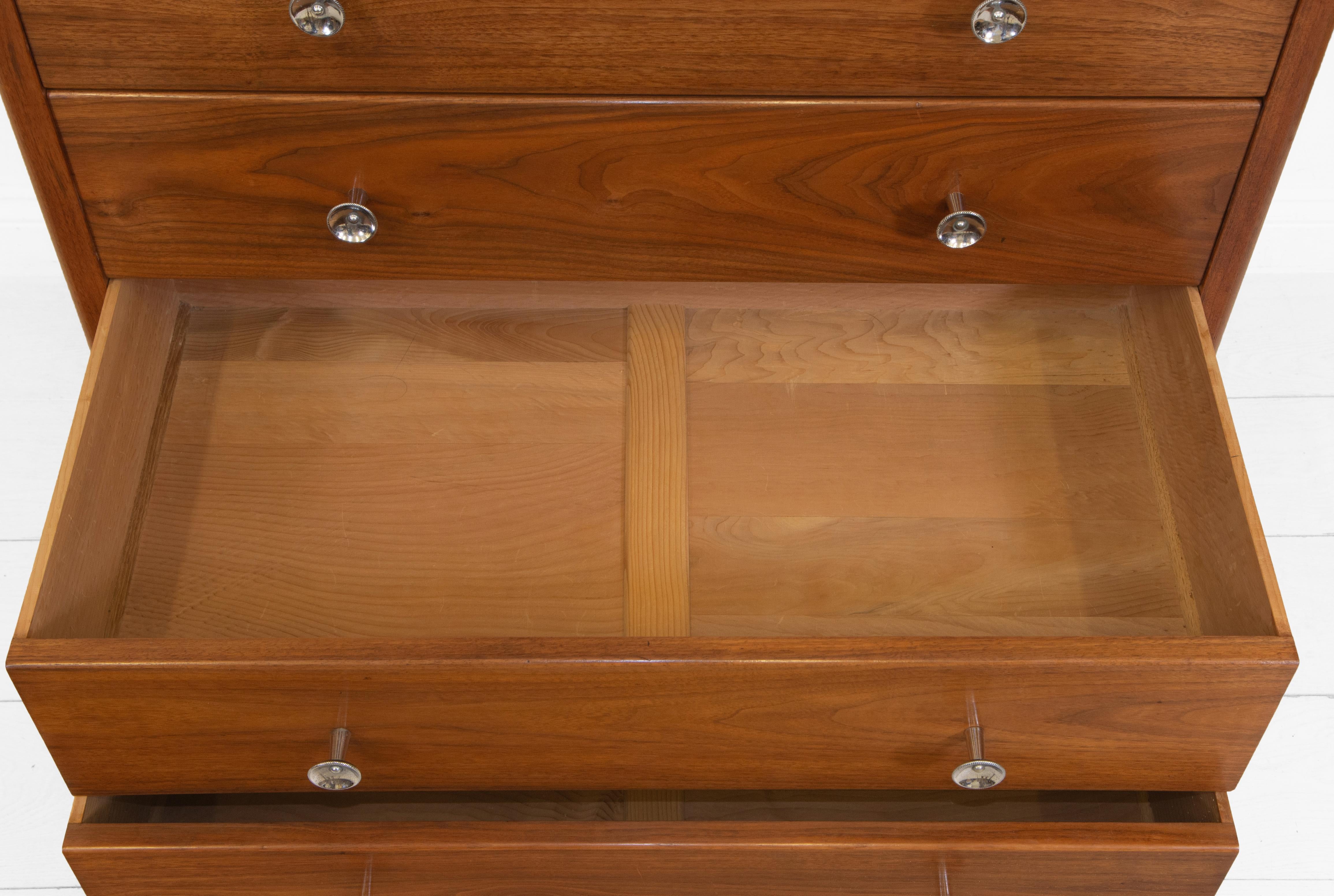 1930’s Cotswold Walnut Chest Drawers Designed By WH Russell For Gordon Russell 1