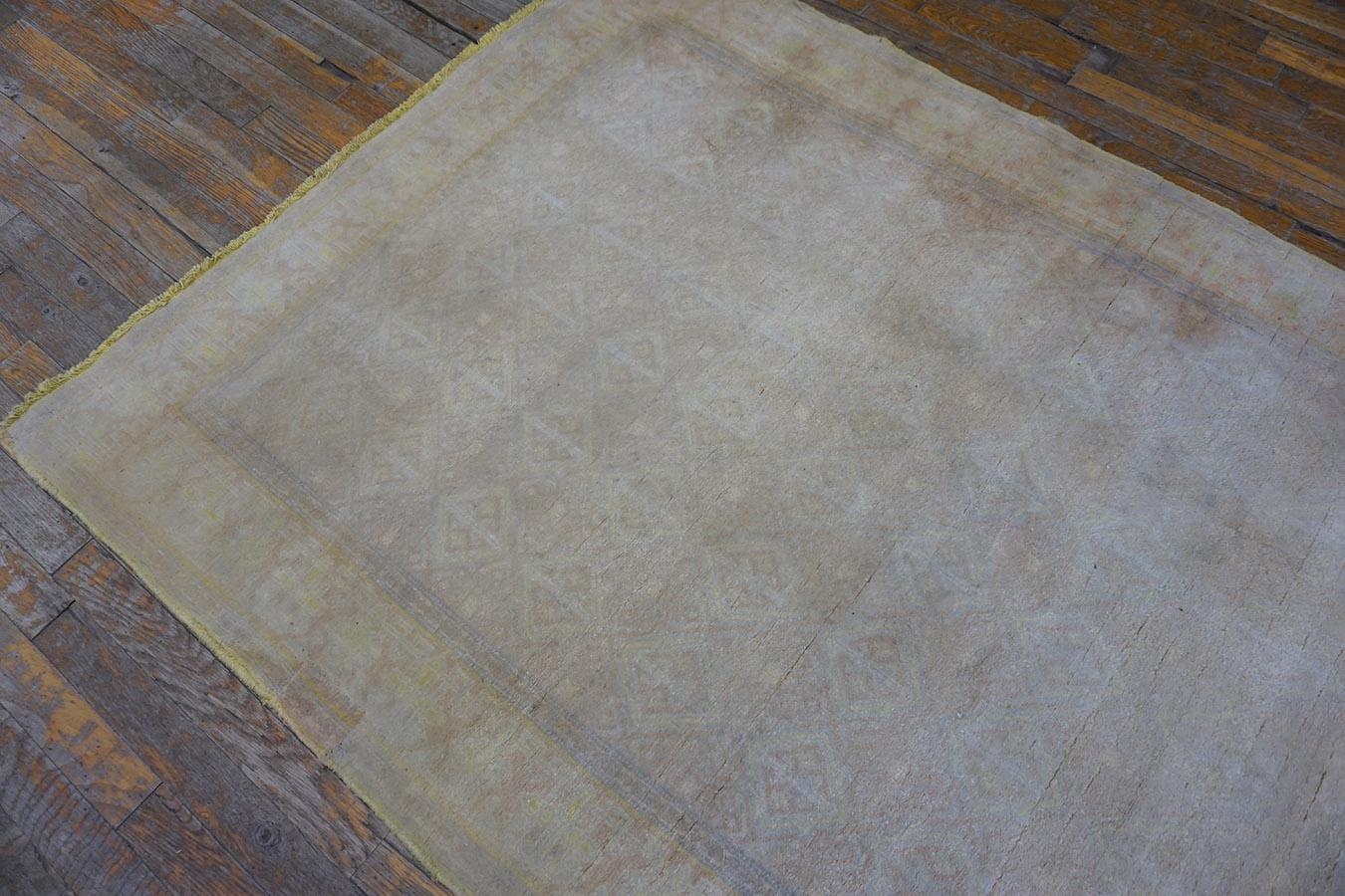 Agra-Teppich aus Baumwolle aus den 1930er Jahren ( 4'' x 6''8 - 122 x 203) im Zustand „Gut“ im Angebot in New York, NY