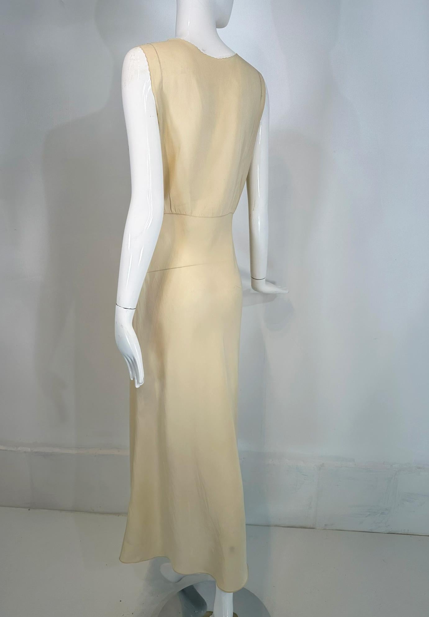 1930s Cream Bias Cut Sheer Silk Hand Embroidered & Appliqued Slip Dress Gown For Sale 6