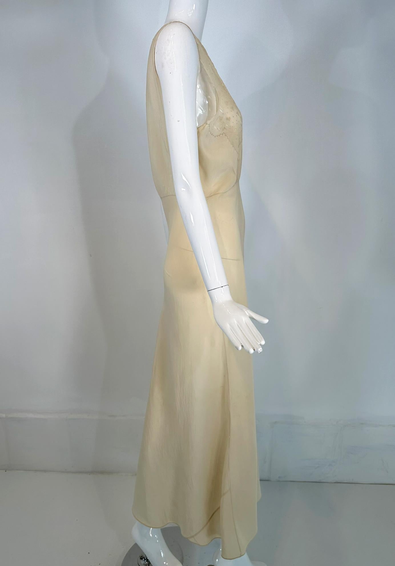 1930s Cream Bias Cut Sheer Silk Hand Embroidered & Appliqued Slip Dress Gown For Sale 1