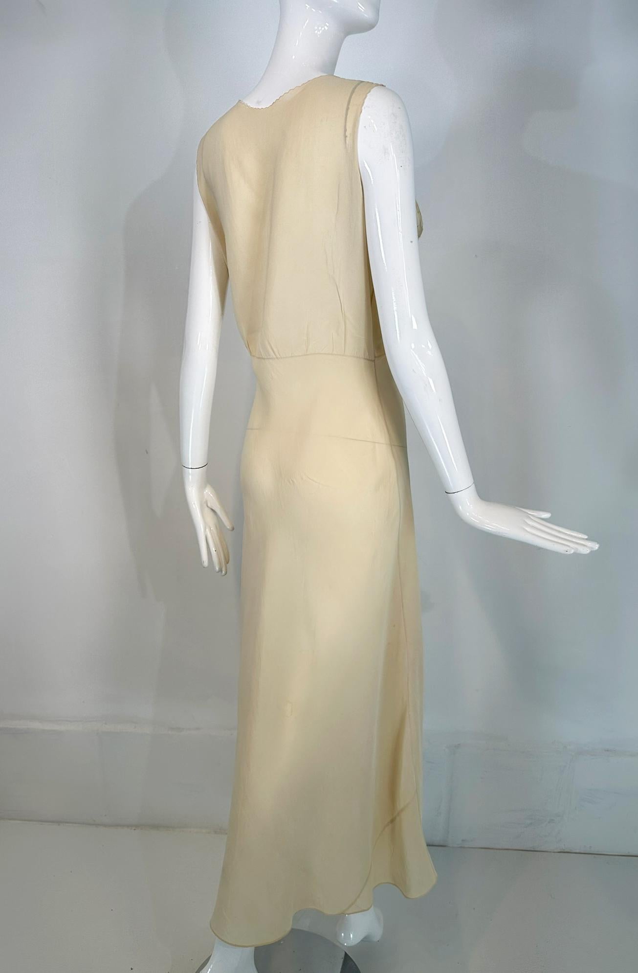 1930s Cream Bias Cut Sheer Silk Hand Embroidered & Appliqued Slip Dress Gown For Sale 3