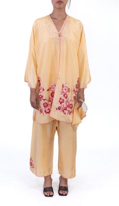1930S Cream & Pink Silk Hand Embroidered Lounge Pajamas Set Of Kimono, Top, Pan