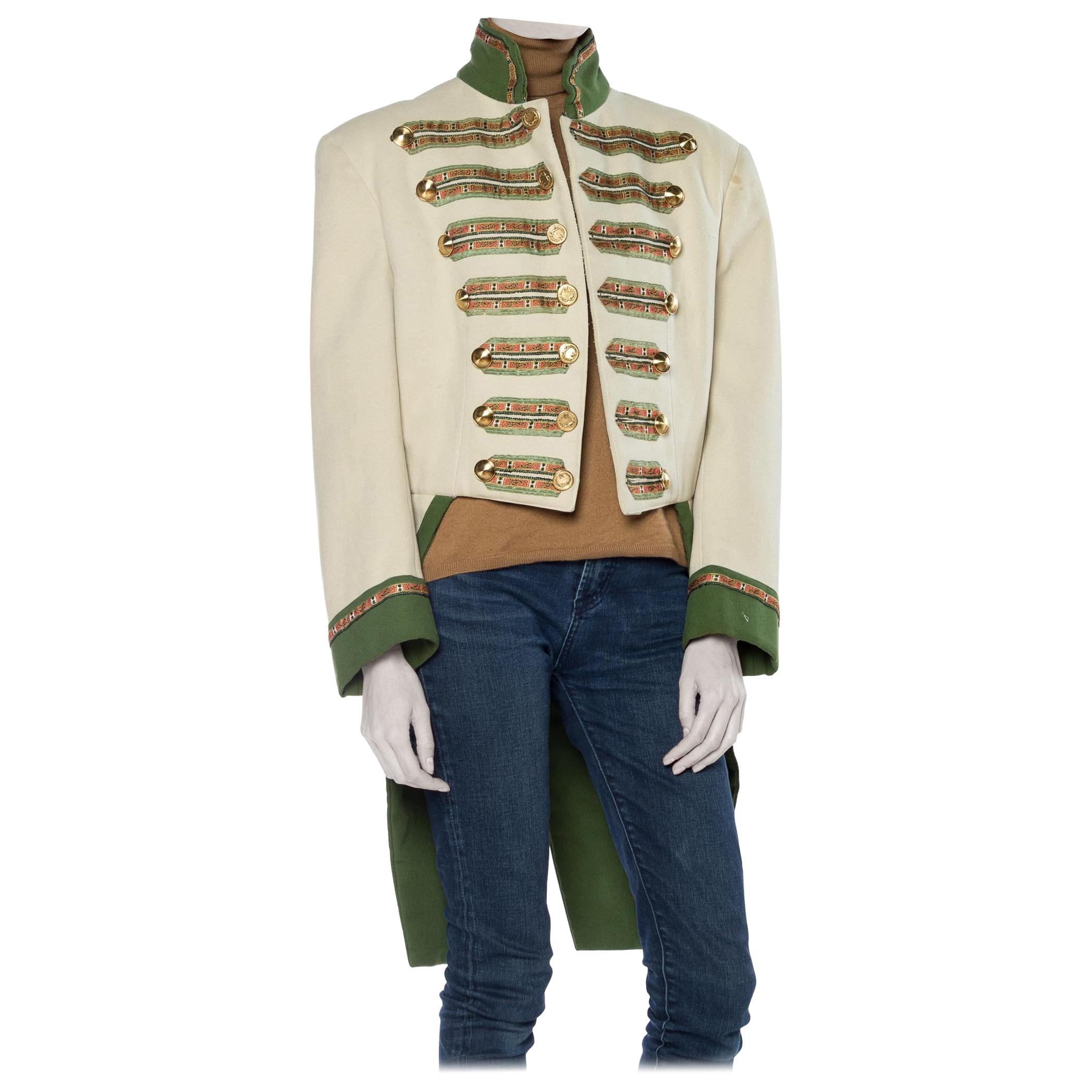 Veste militaire hollywoodienne en laine crème des années 1930 avec boutons dorés & an