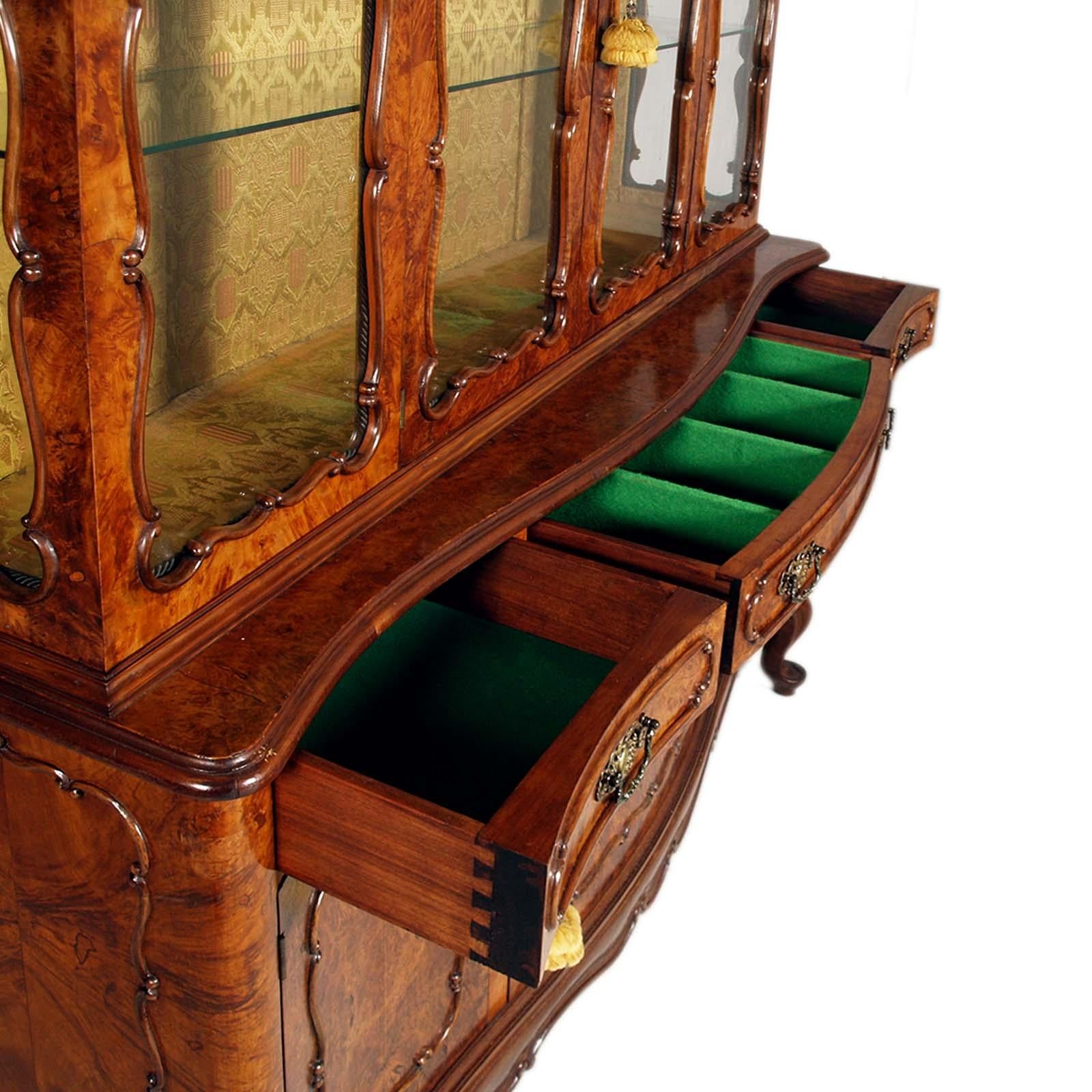 buffet baroque vénitien des années 1930, noyer Ebanisterie de Bassano en vente 3