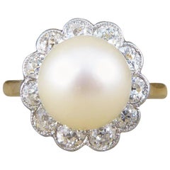 1930s Cultured Pearl and Diamond Cluster Ring in 18 Carat Gold