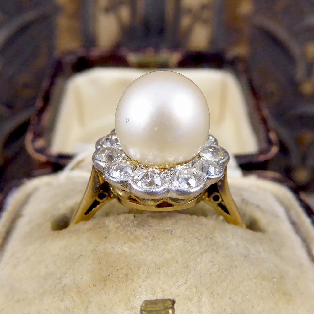 1930s Cultured Pearl and Diamond Cluster Ring in 18 Carat Gold 2